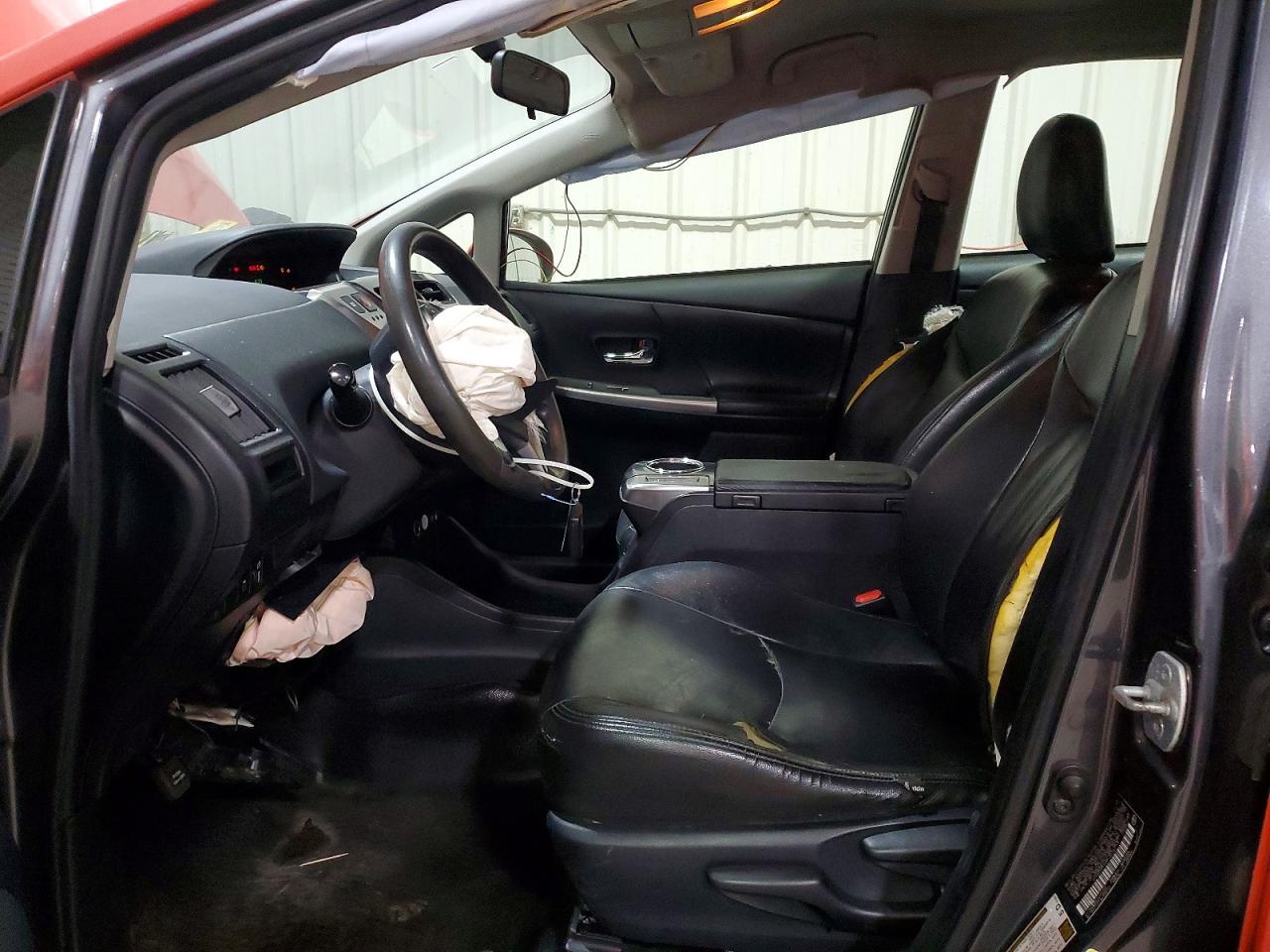 2015 Toyota Prius V Two Red vin: JTDZN3EU4FJ016713