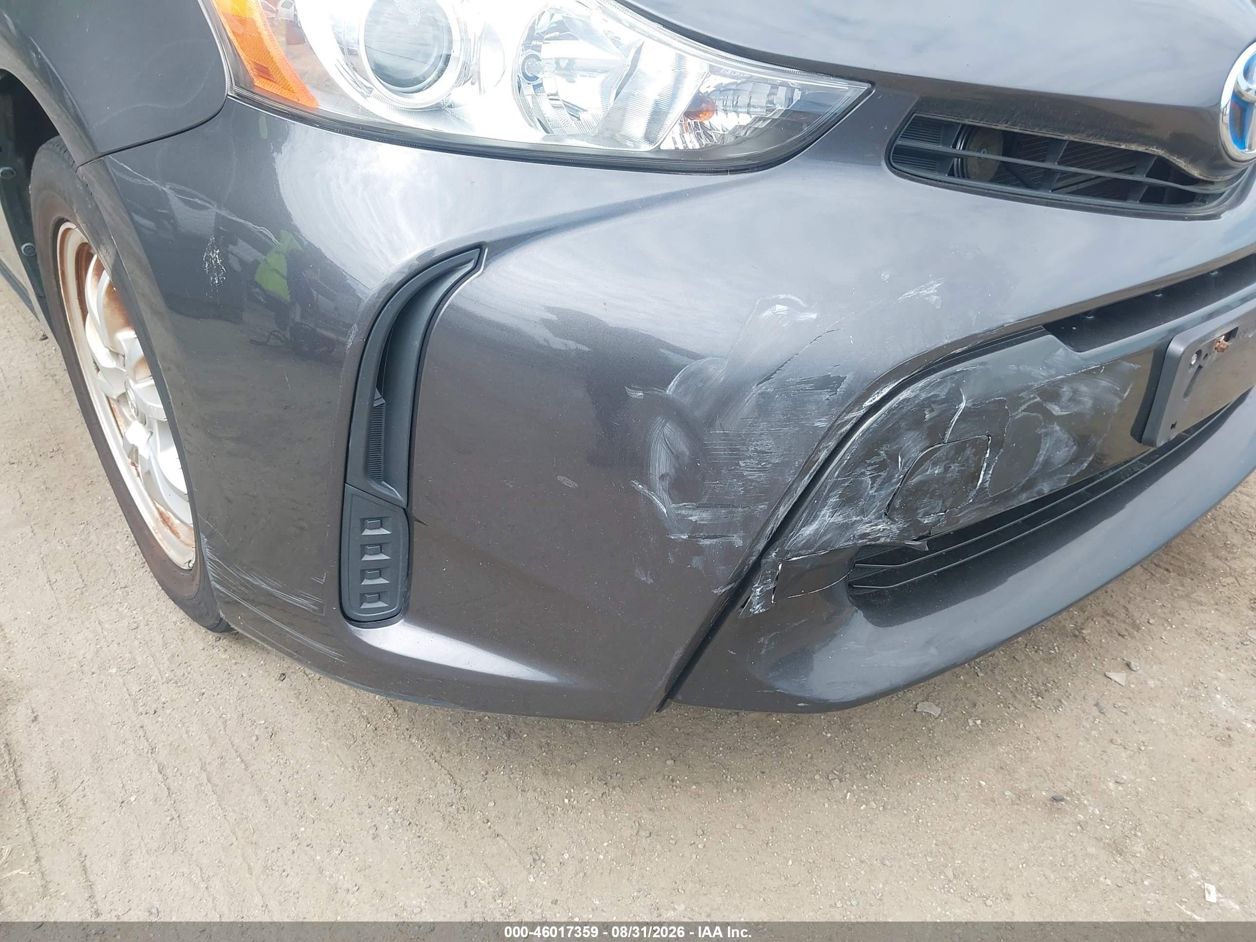 2015 Toyota Prius V Two Gray vin: JTDZN3EU4FJ038100