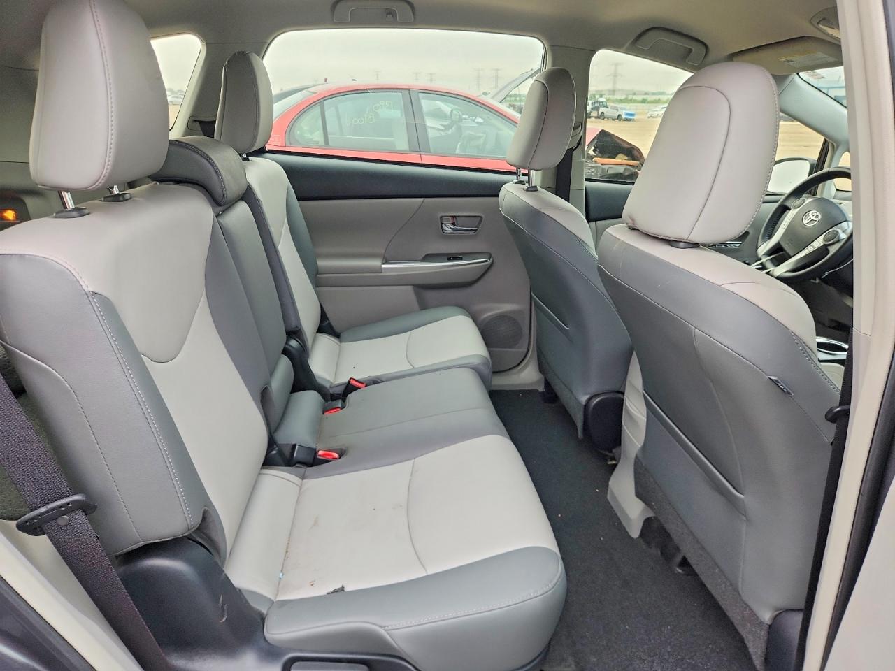 2015 Toyota Prius V Four Gray vin: JTDZN3EU4FJ038761