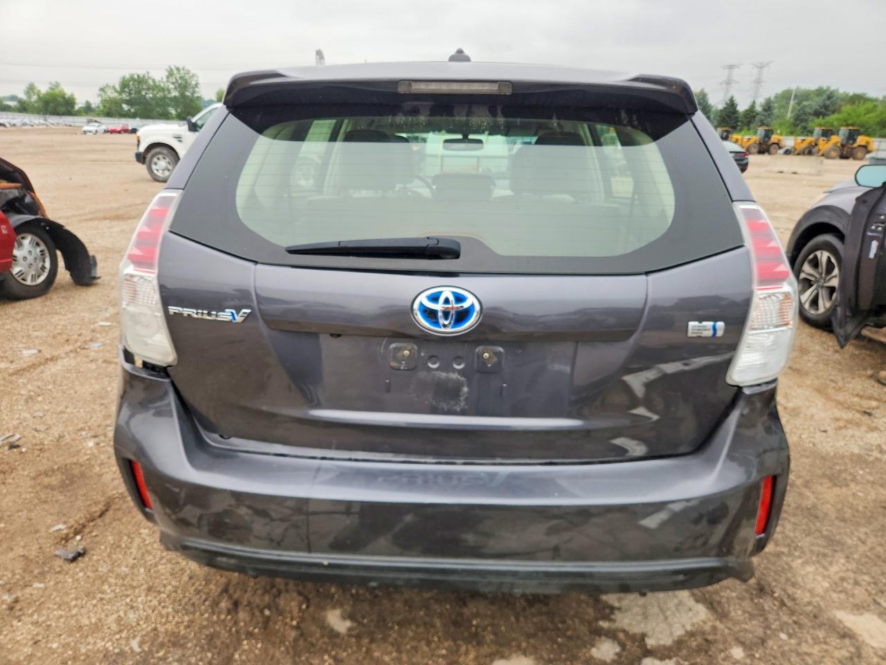2015 Toyota Prius V Four Gray vin: JTDZN3EU4FJ038761