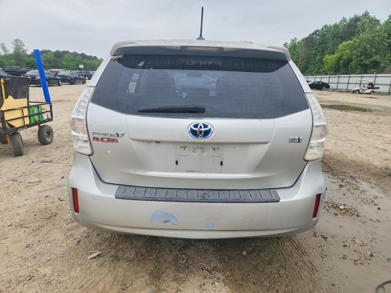 2012 Toyota Prius V Silver vin: JTDZN3EU5C3180701