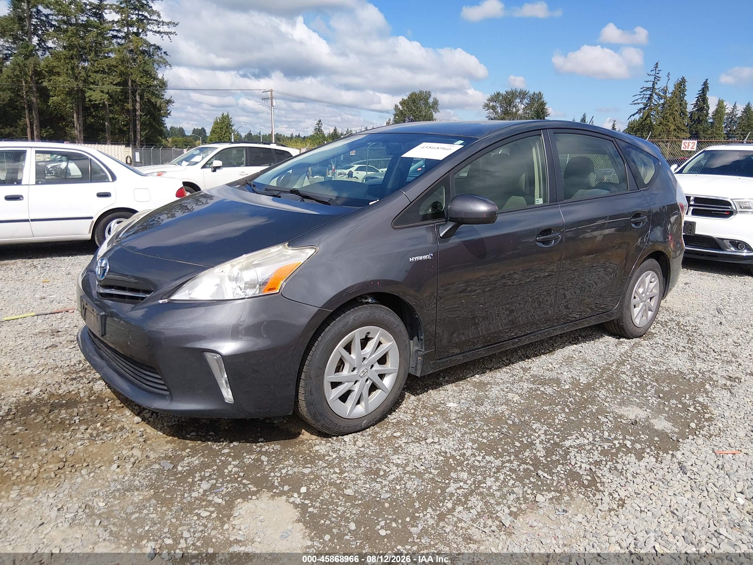 2013 Toyota Prius V Three Серый vin: JTDZN3EU5D3187245