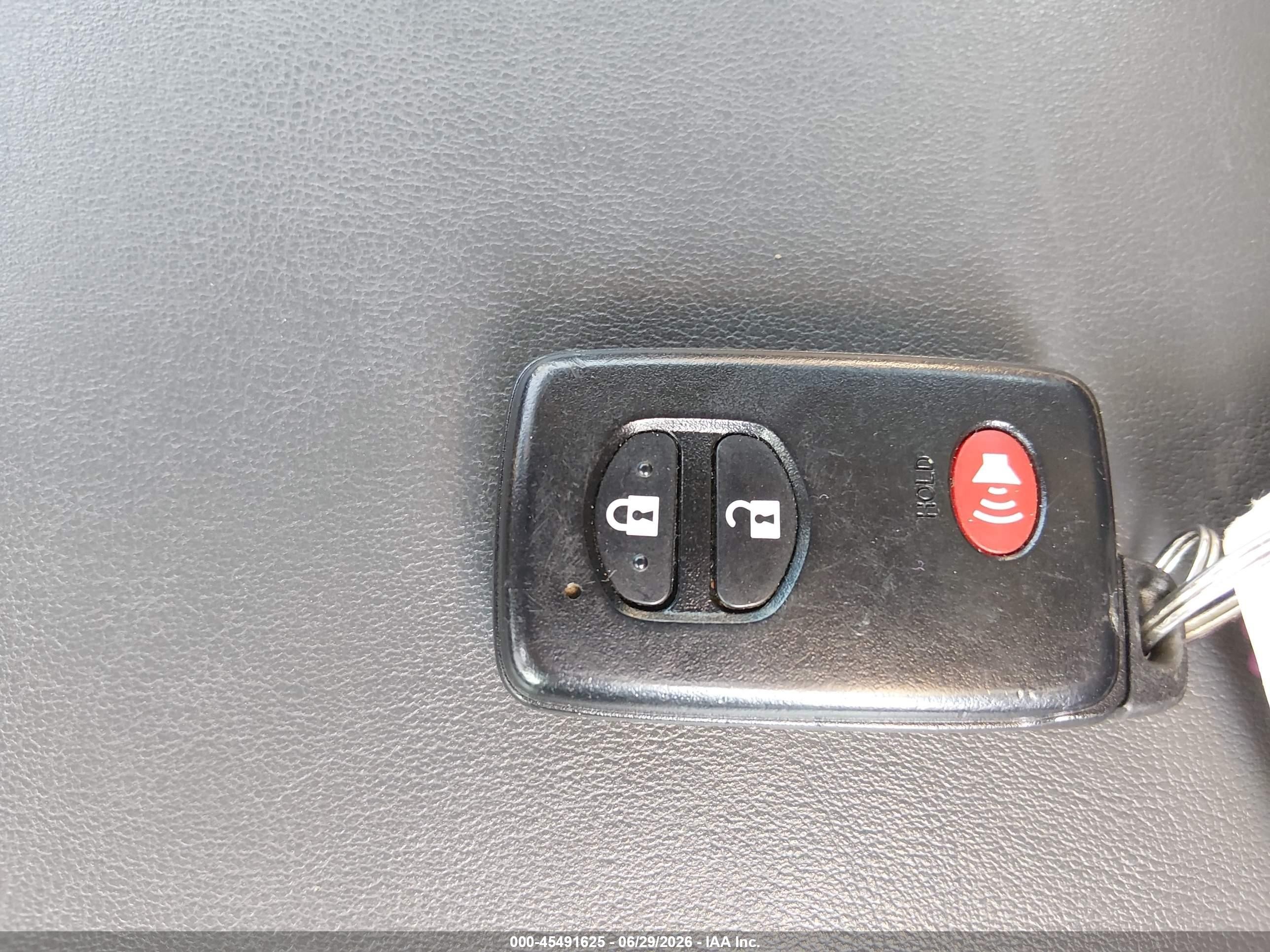 2013 Toyota Prius V Five Blue vin: JTDZN3EU5D3190968