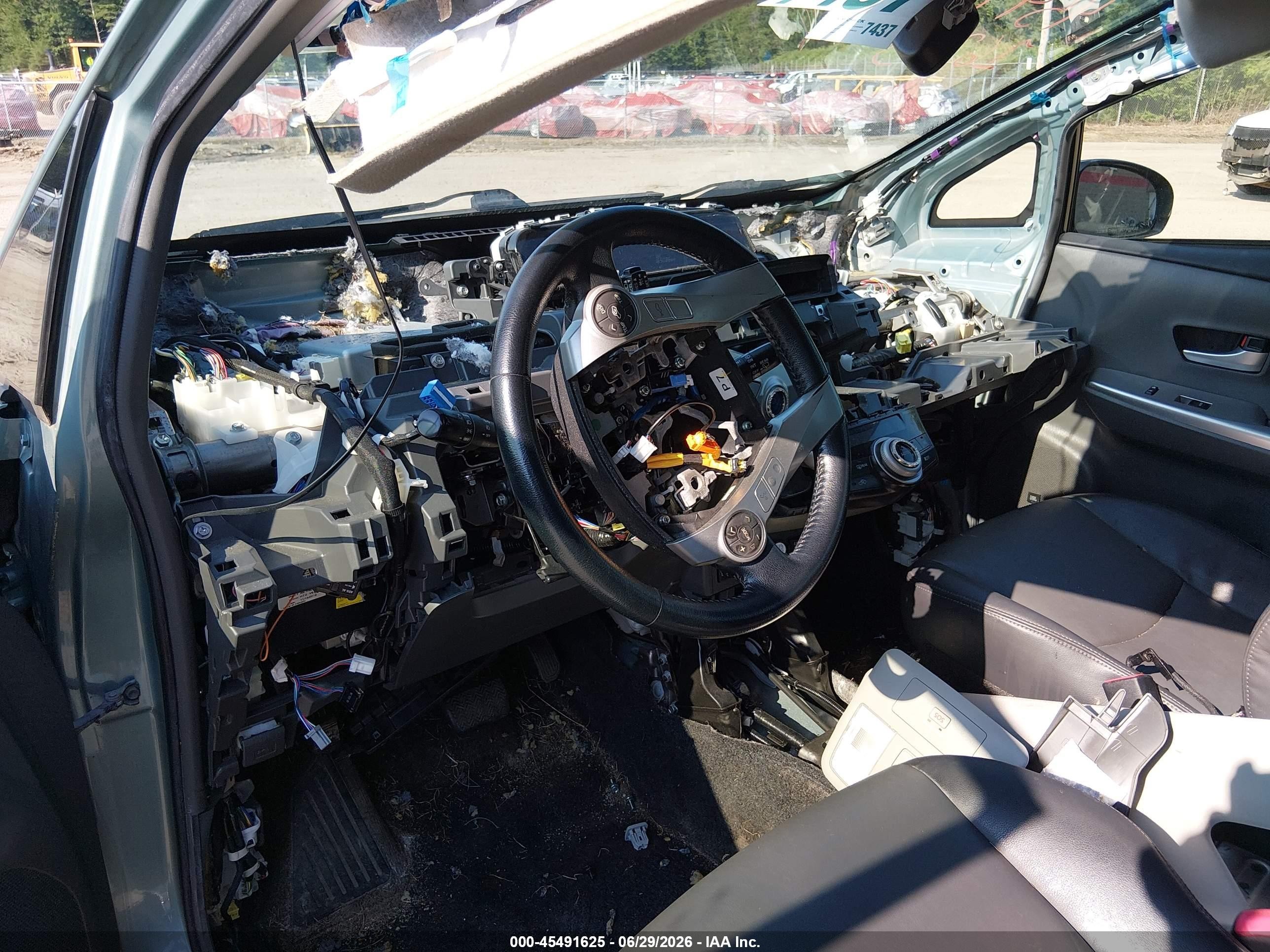 2013 Toyota Prius V Five Blue vin: JTDZN3EU5D3190968
