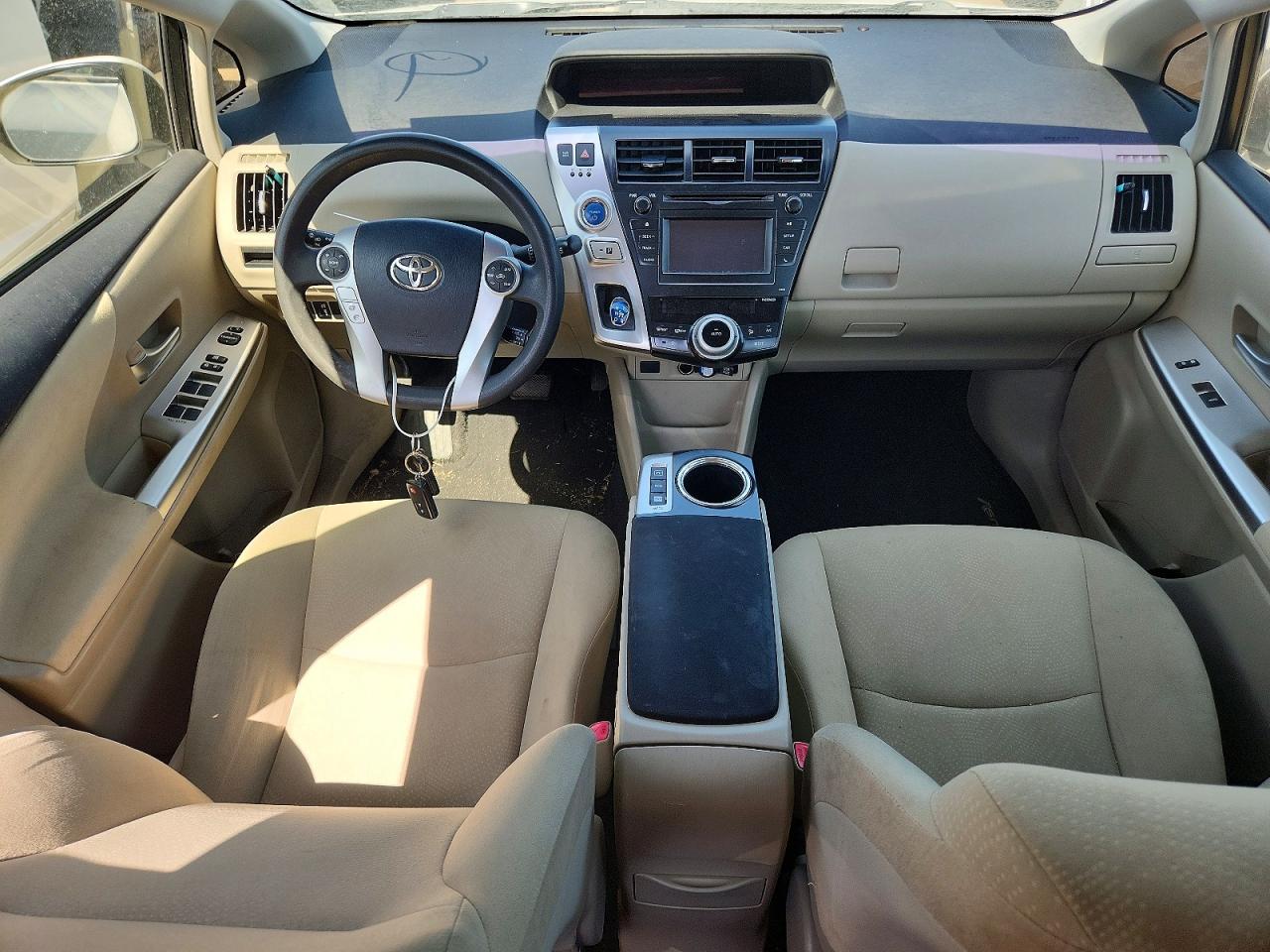 2013 Toyota Prius V Two White vin: JTDZN3EU5D3205338