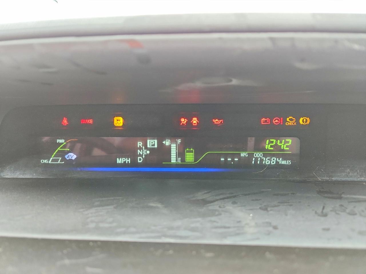 2013 Toyota Prius V Five Silver vin: JTDZN3EU5D3215111