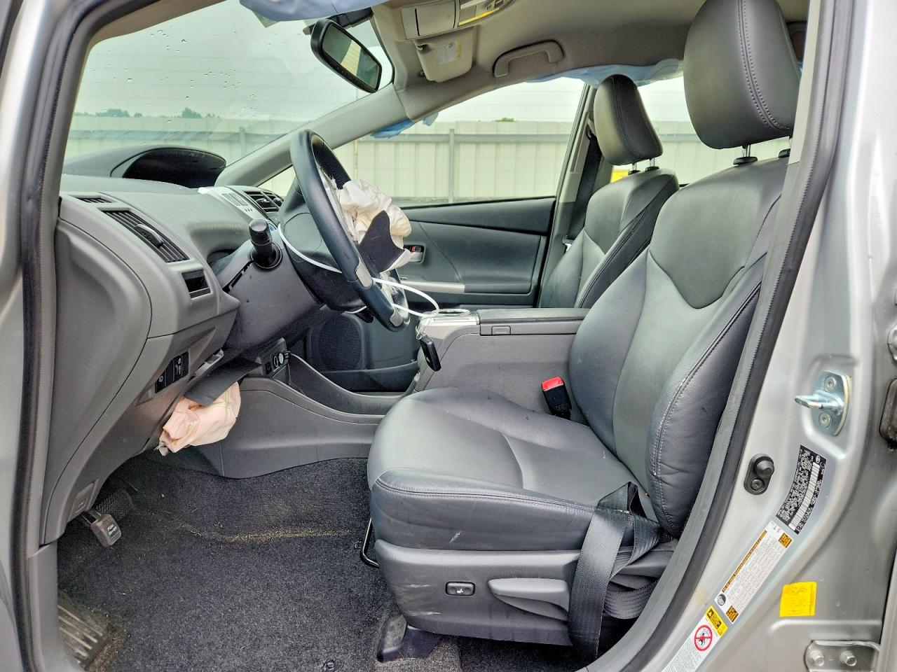 2013 Toyota Prius V Five Silver vin: JTDZN3EU5D3215111