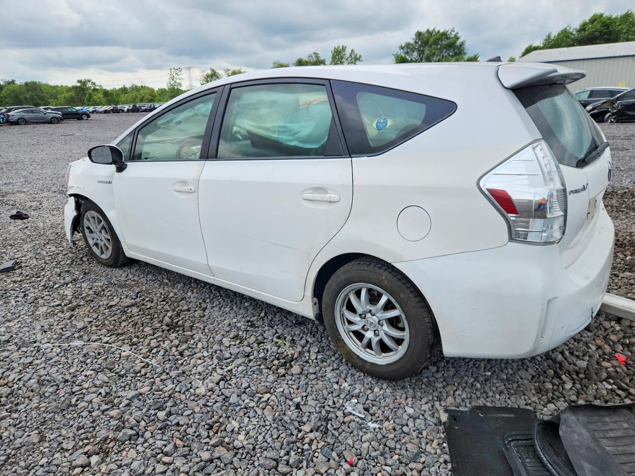 2013 Toyota Prius V Two White vin: JTDZN3EU5D3232149