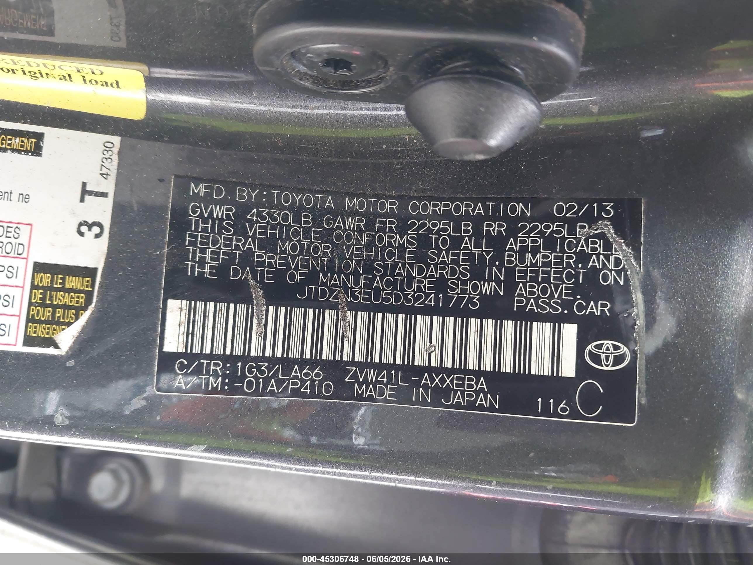 2013 Toyota Prius V Five White vin: JTDZN3EU5D3241773