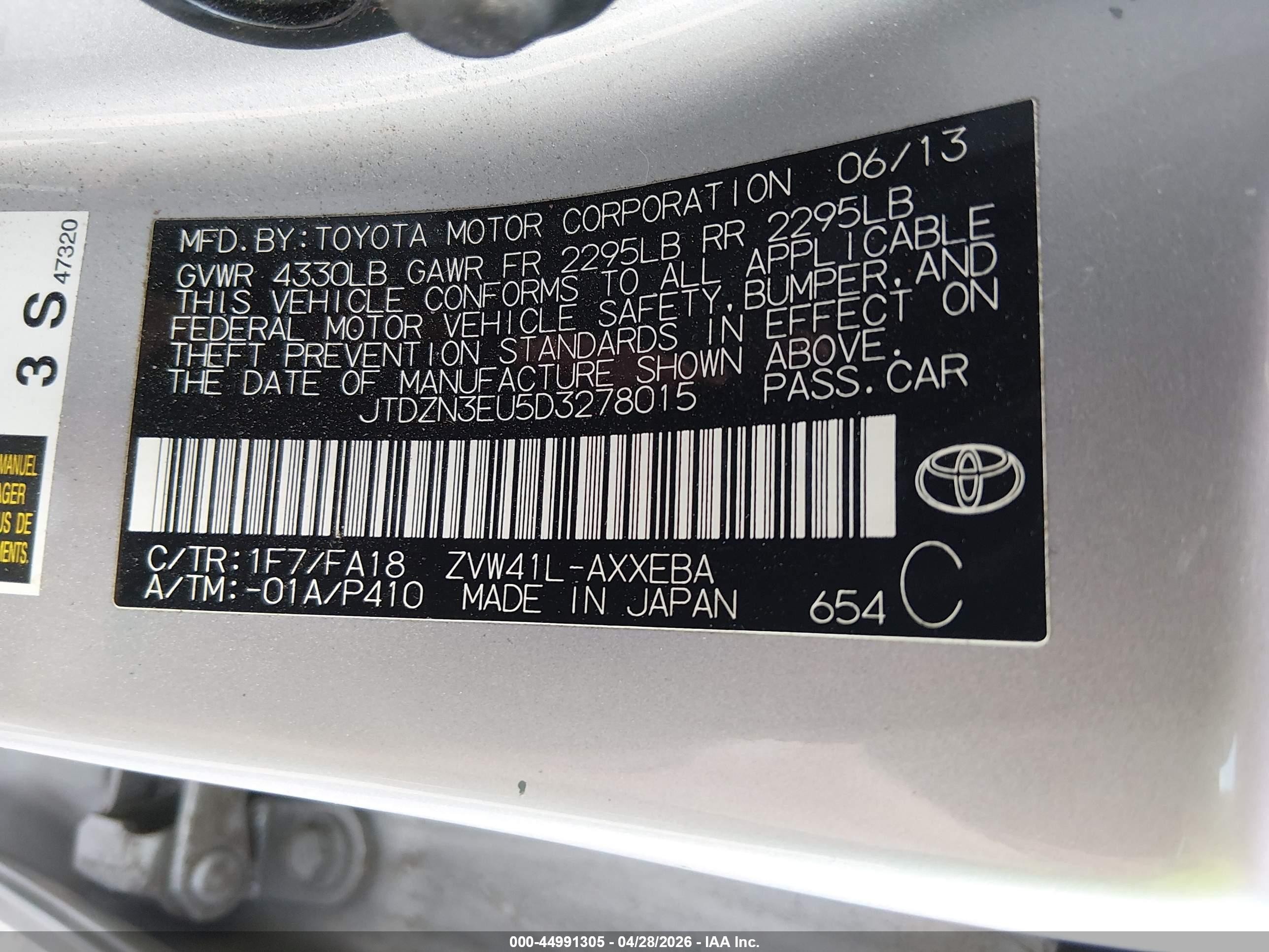 2013 Toyota Prius V Three Silver vin: JTDZN3EU5D3278015