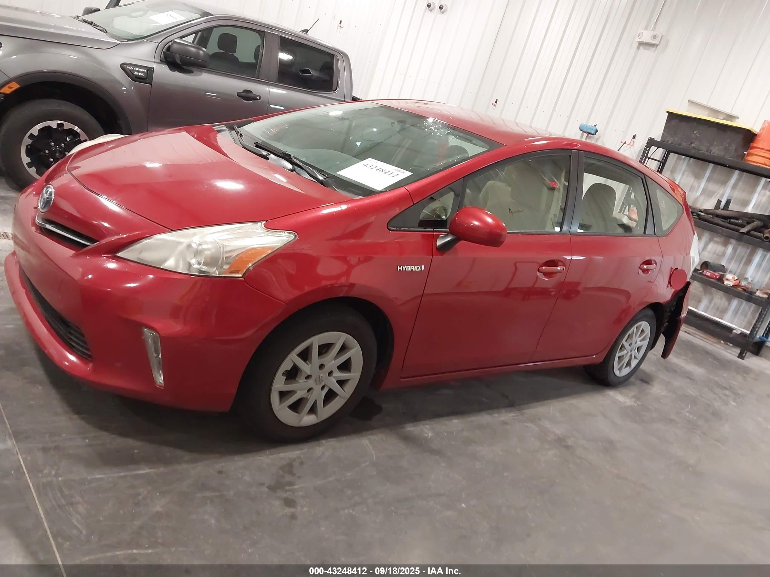 2014 Toyota Prius V Two Red vin: JTDZN3EU5E3295446
