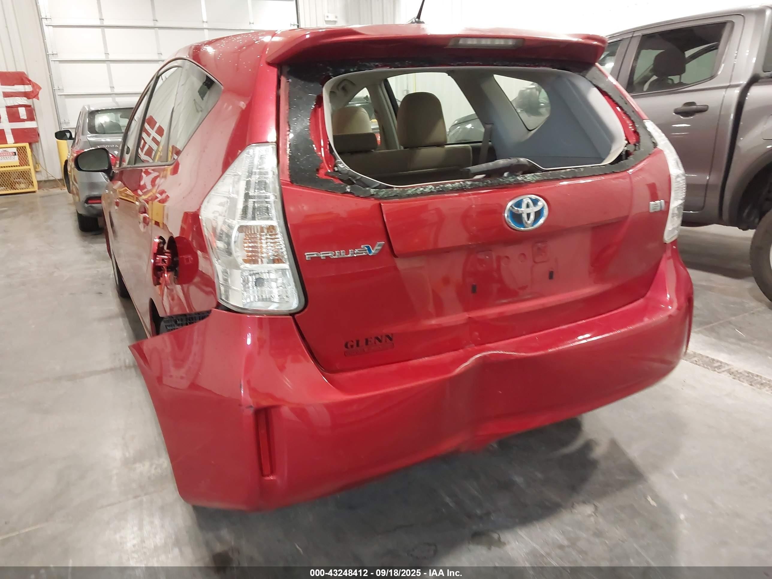 2014 Toyota Prius V Two Red vin: JTDZN3EU5E3295446