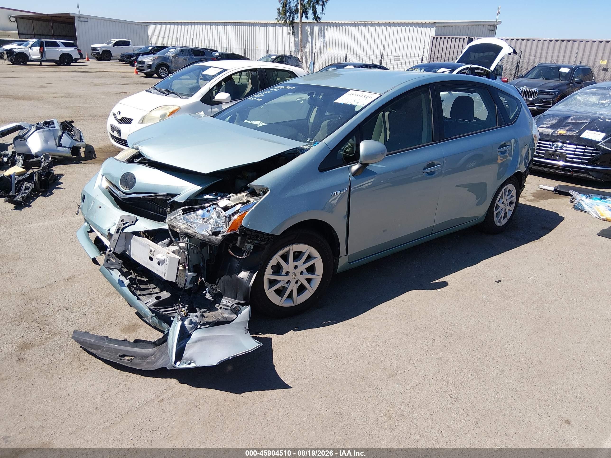 2014 Toyota Prius V Three Turquoise vin: JTDZN3EU5EJ015083
