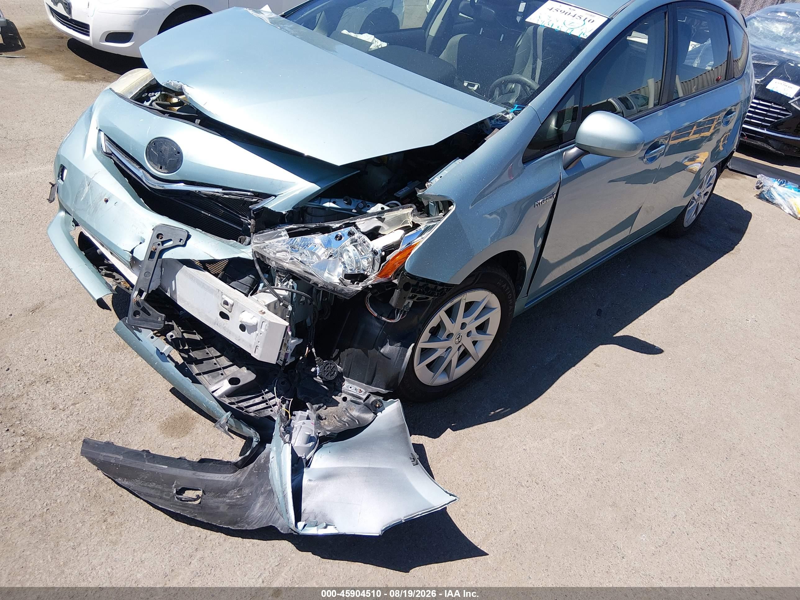 2014 Toyota Prius V Three Turquoise vin: JTDZN3EU5EJ015083