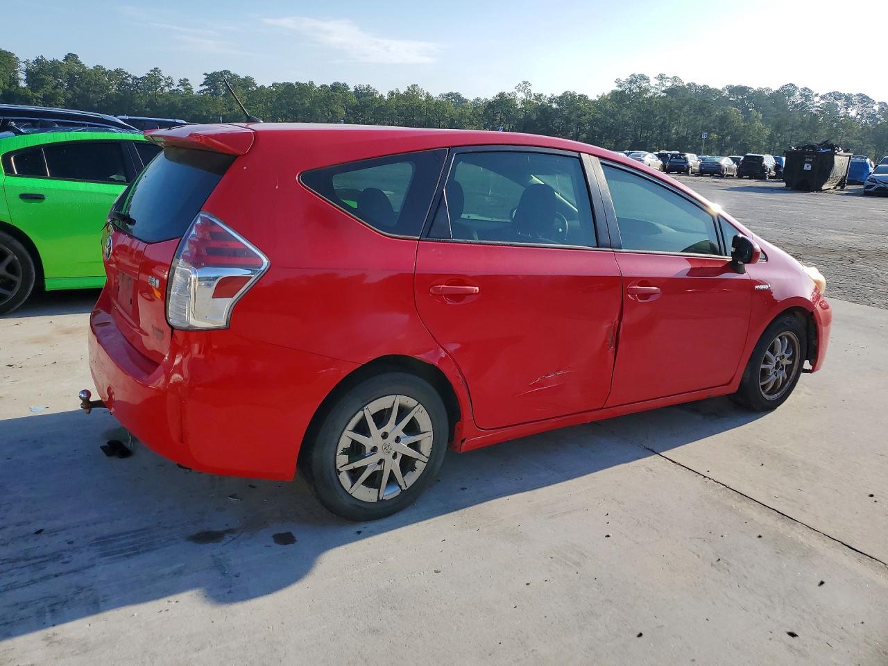 2015 Toyota Prius V Two Red vin: JTDZN3EU5FJ017112