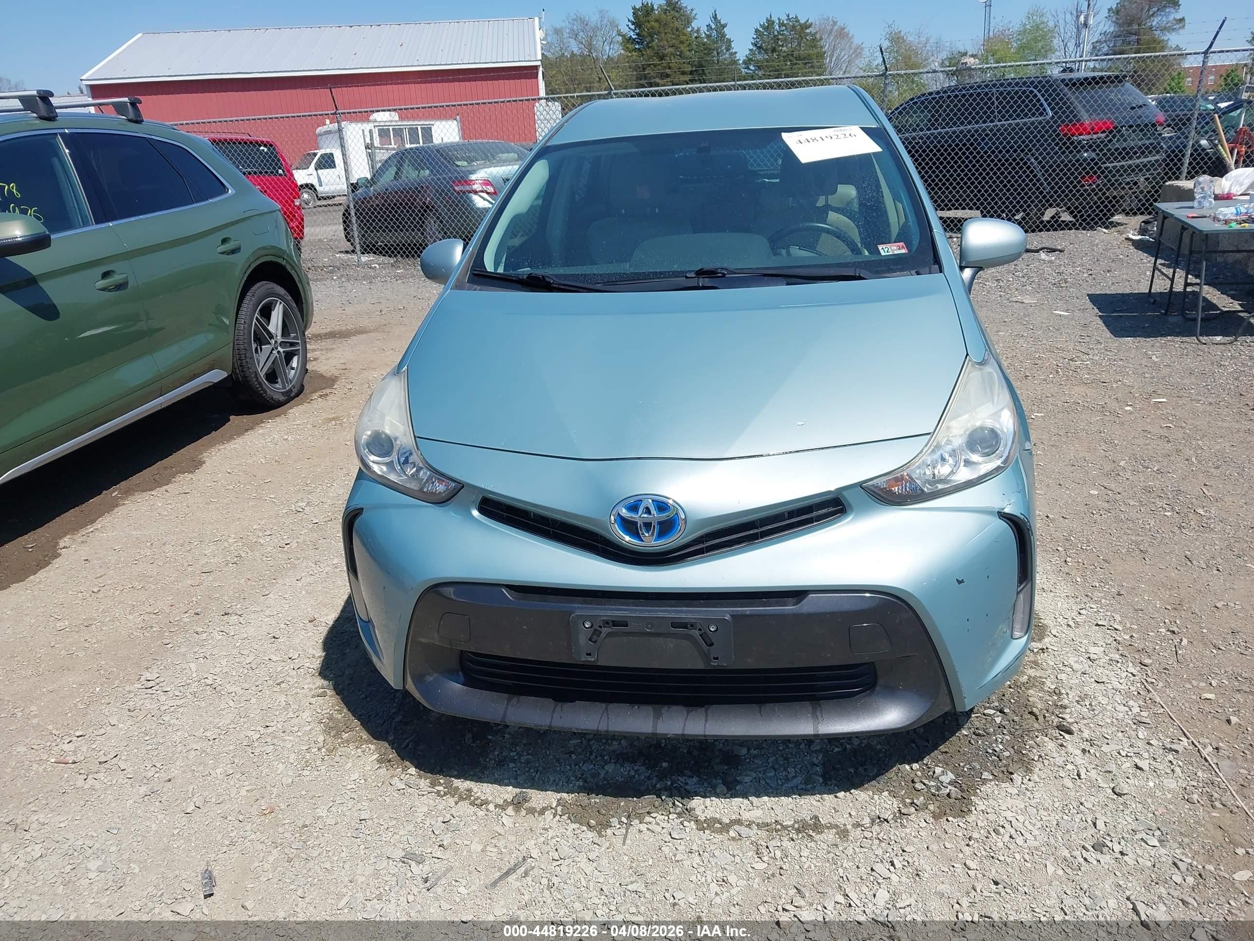 2015 Toyota Prius V Four Blue vin: JTDZN3EU5FJ026182