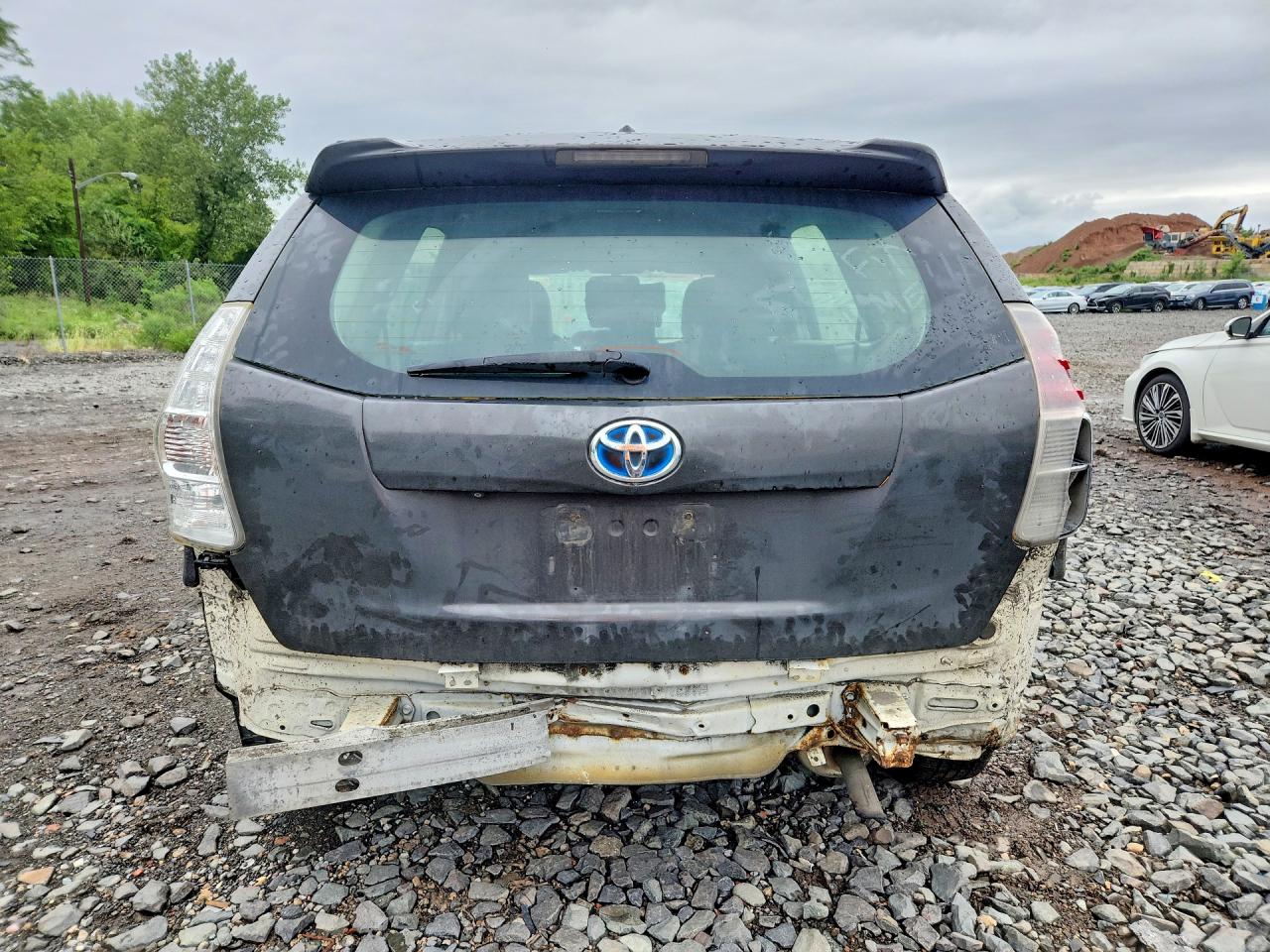 2015 Toyota Prius V Two Gray vin: JTDZN3EU5FJ035142