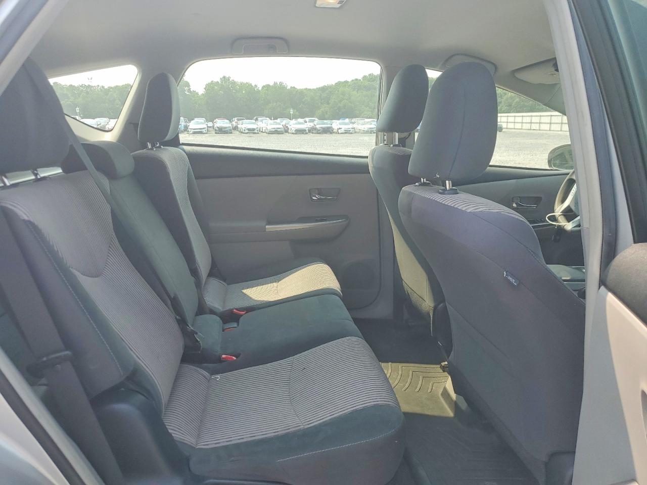 2015 Toyota Prius Silver vin: JTDZN3EU5FJ040244