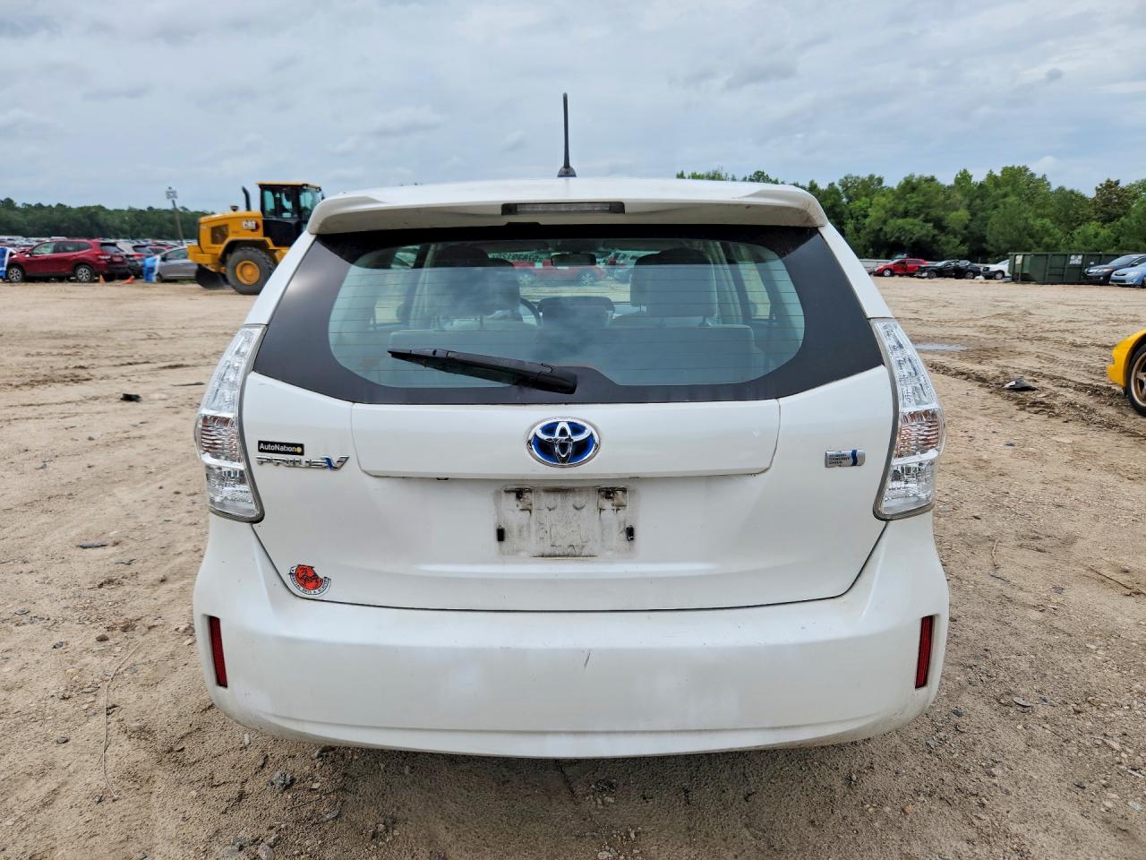 2012 Toyota Prius V Two White vin: JTDZN3EU6C3075441