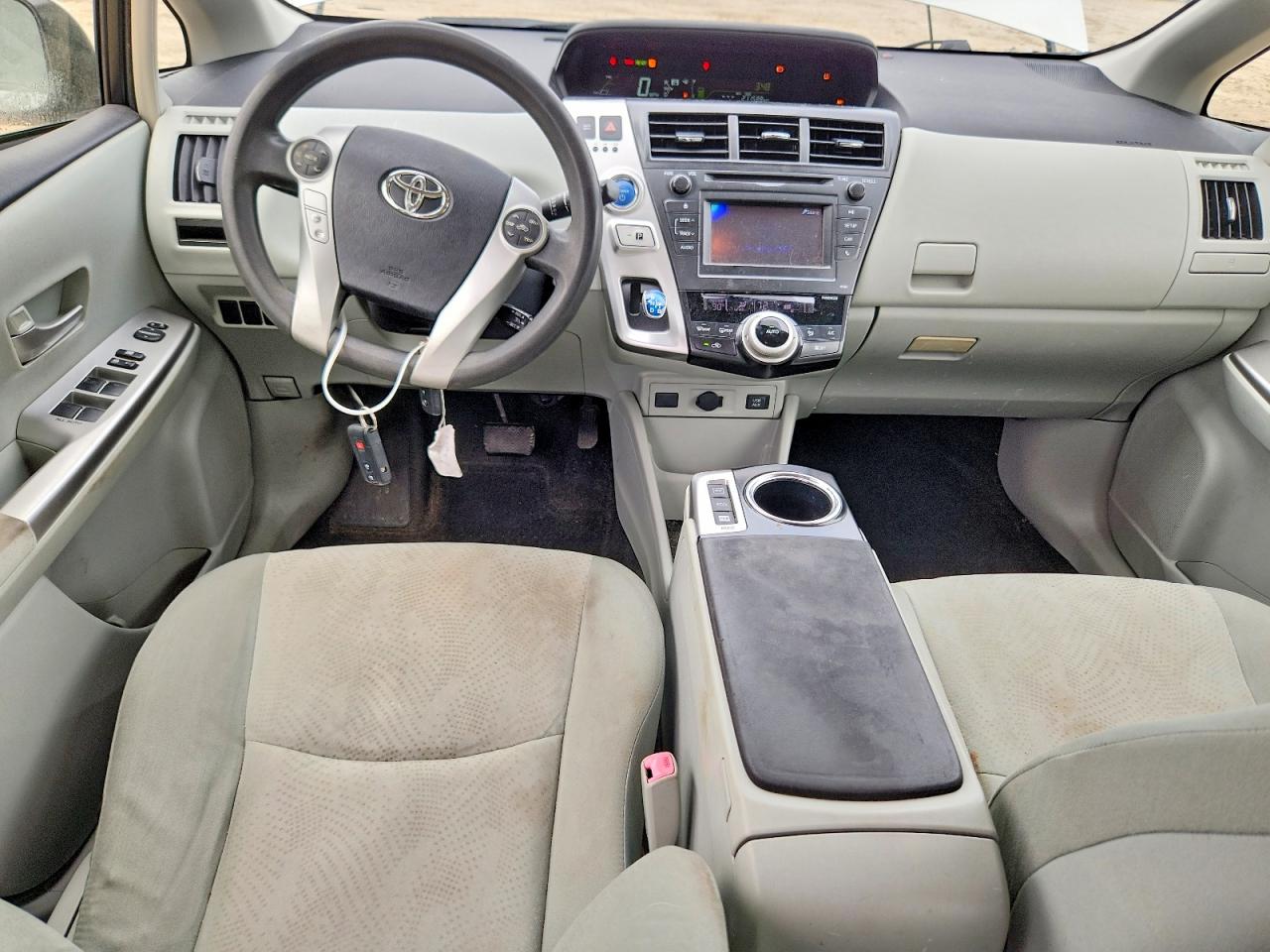 2012 Toyota Prius V Two White vin: JTDZN3EU6C3075441