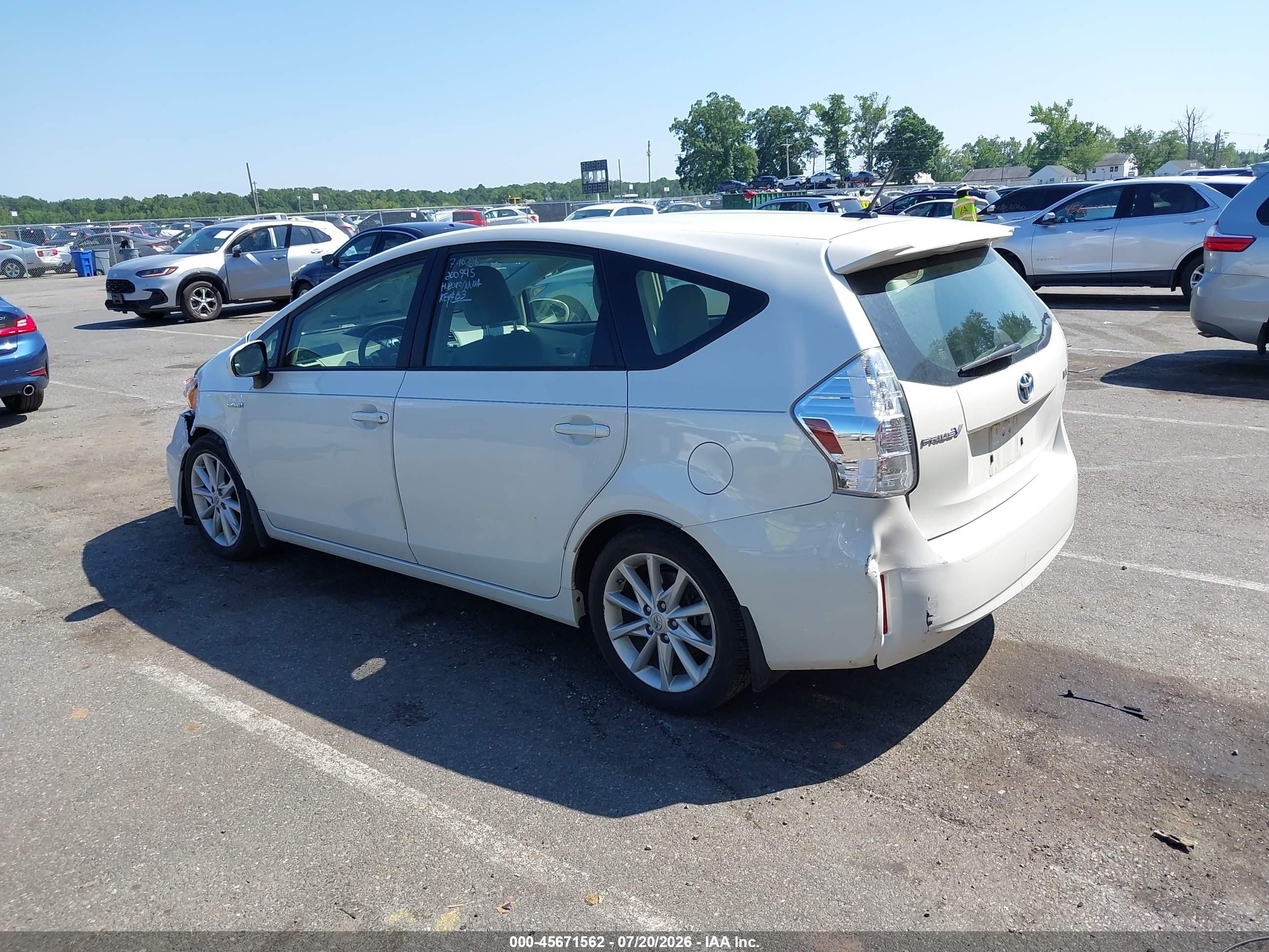 2012 Toyota Prius V Five White vin: JTDZN3EU6C3114352