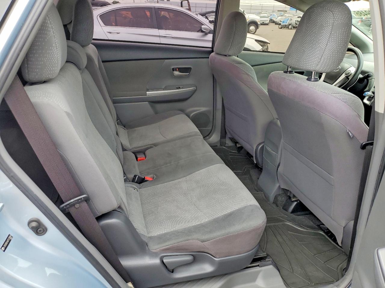 2012 Toyota Prius V Three Blue vin: JTDZN3EU6C3133841