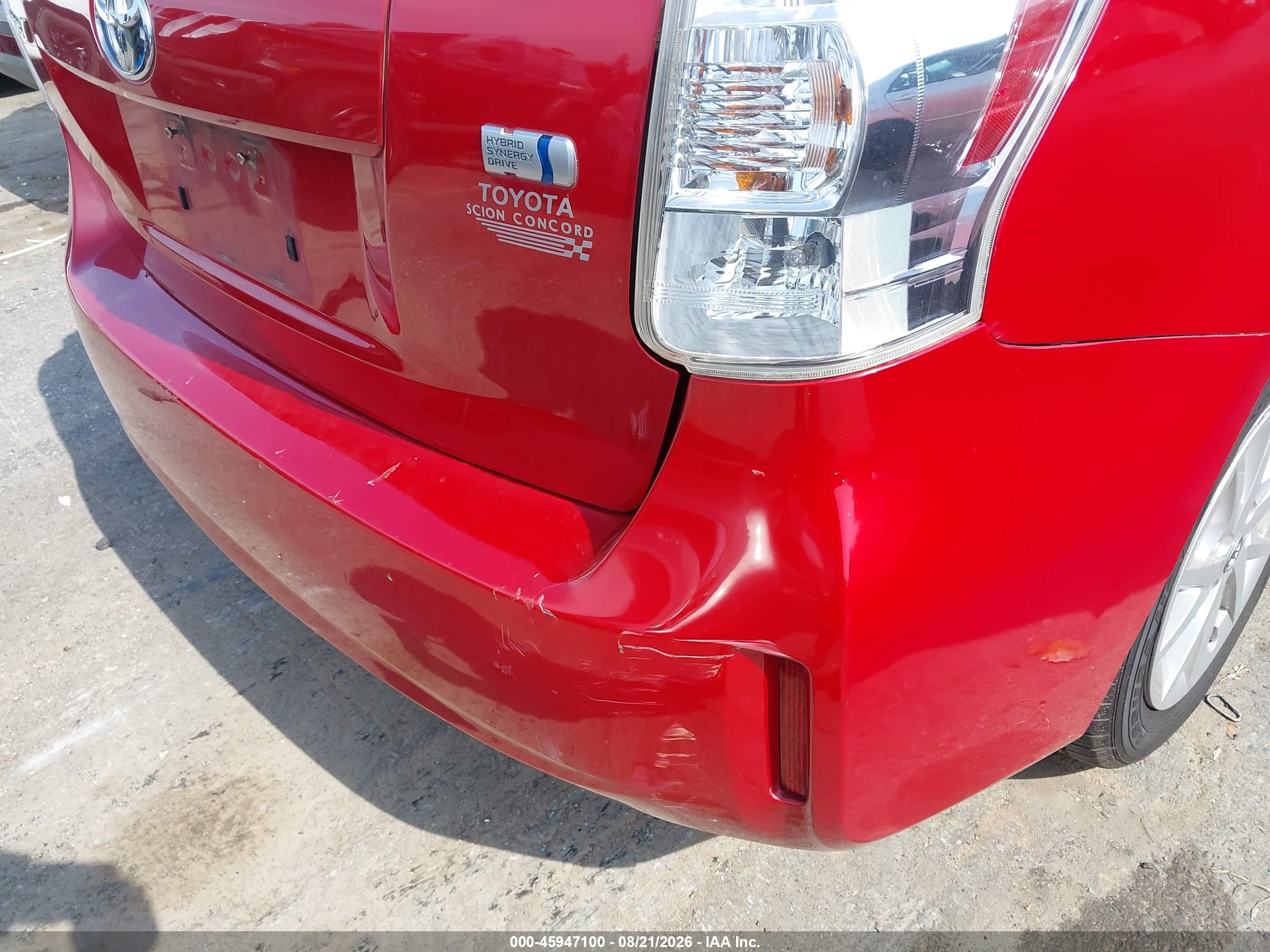 2013 Toyota Prius V Three Red vin: JTDZN3EU6D3192258