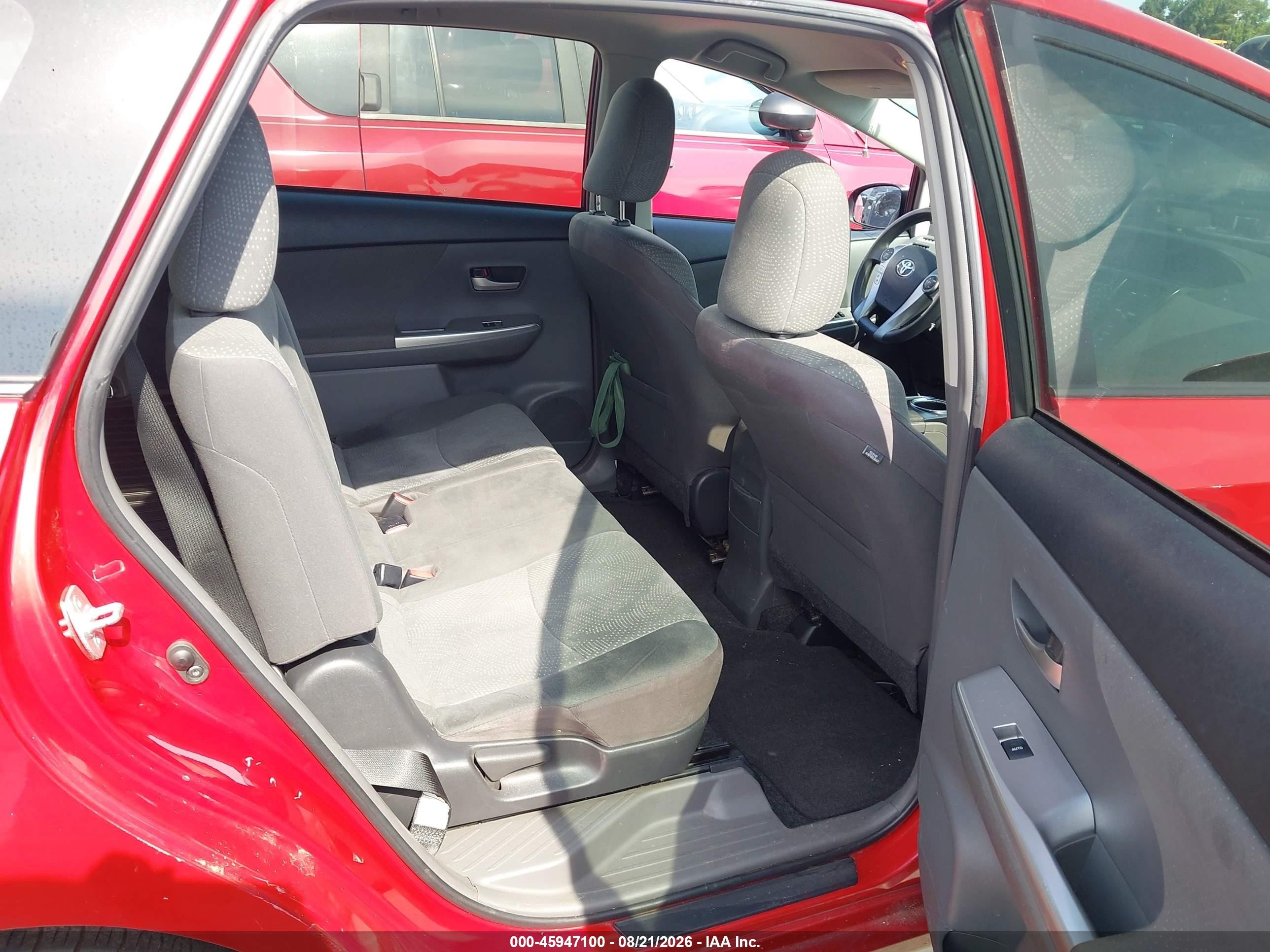 2013 Toyota Prius V Three Red vin: JTDZN3EU6D3192258