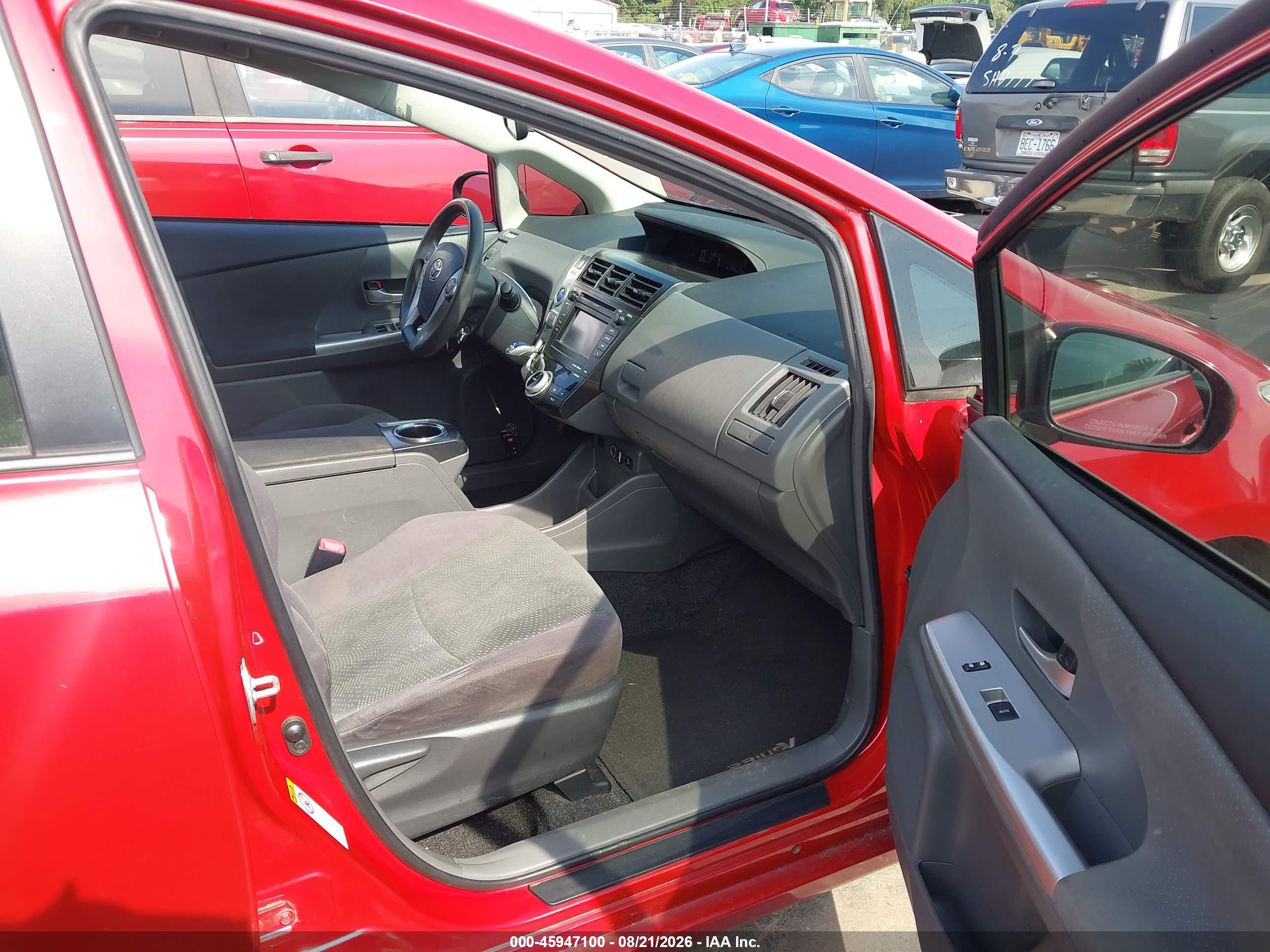 2013 Toyota Prius V Three Red vin: JTDZN3EU6D3192258