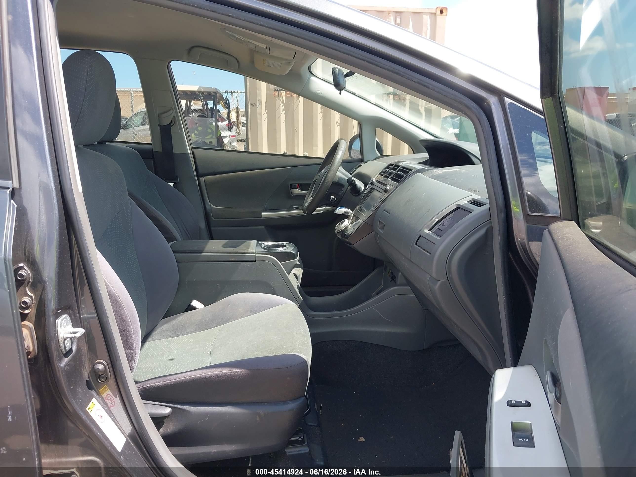2013 Toyota Prius V Five/three/two Gray vin: JTDZN3EU6D3205574