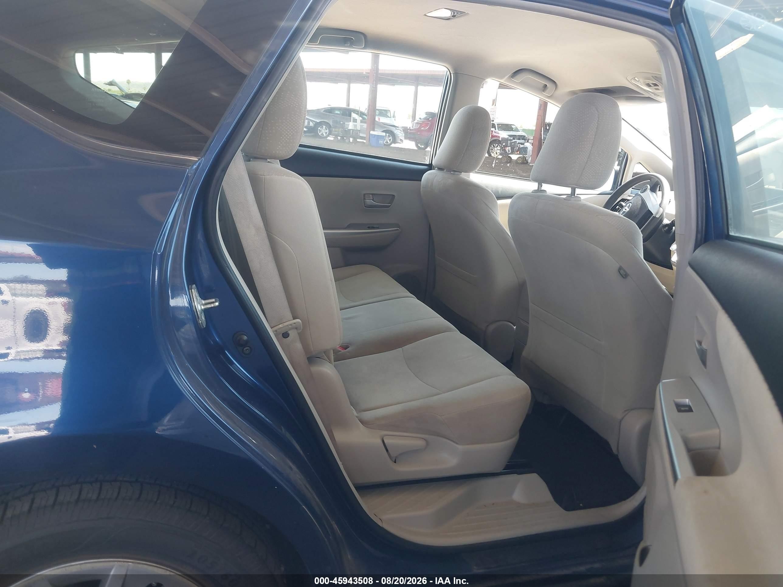 2013 Toyota Prius V Three Blue vin: JTDZN3EU6D3210936