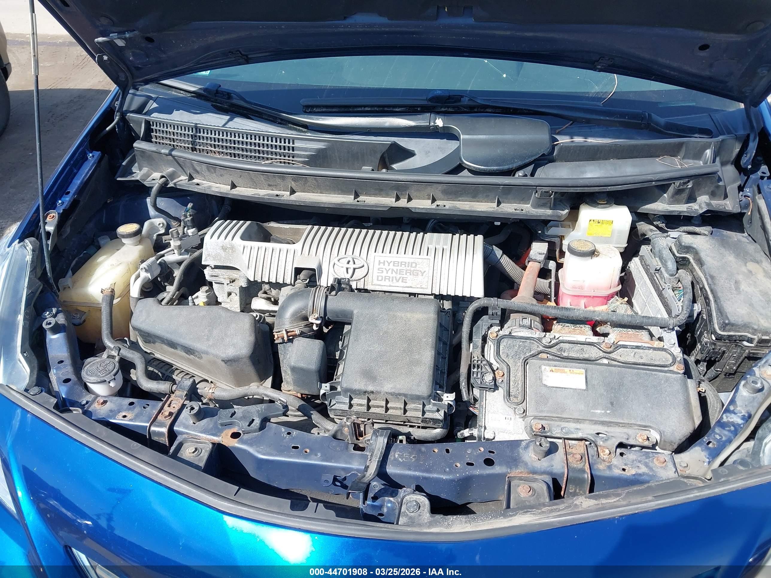 2013 Toyota Prius V Three Blue vin: JTDZN3EU6D3257724