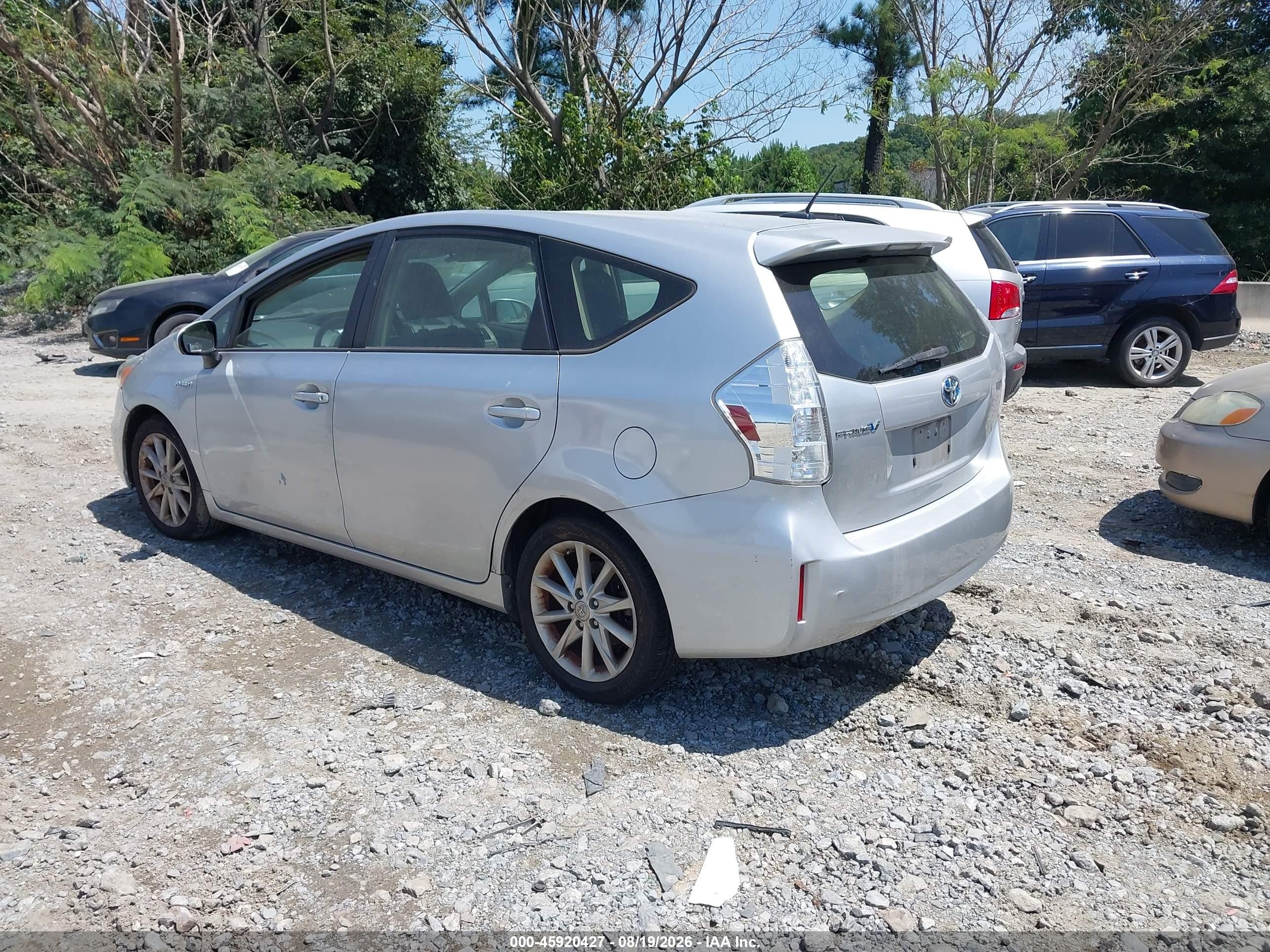 2014 Toyota Prius V Five Silver vin: JTDZN3EU6E3308270