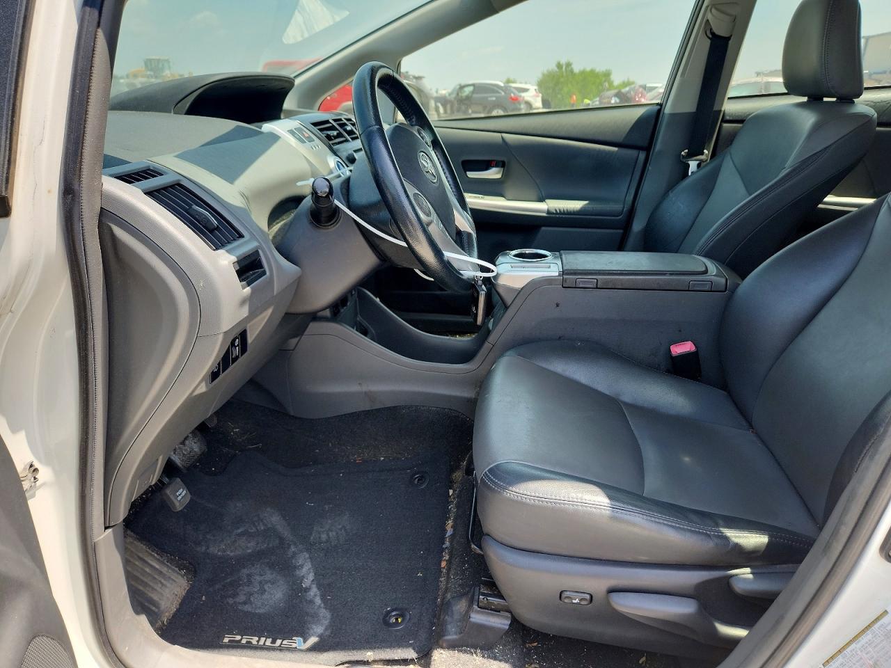 2014 Toyota Prius V Five Белый vin: JTDZN3EU6E3351958