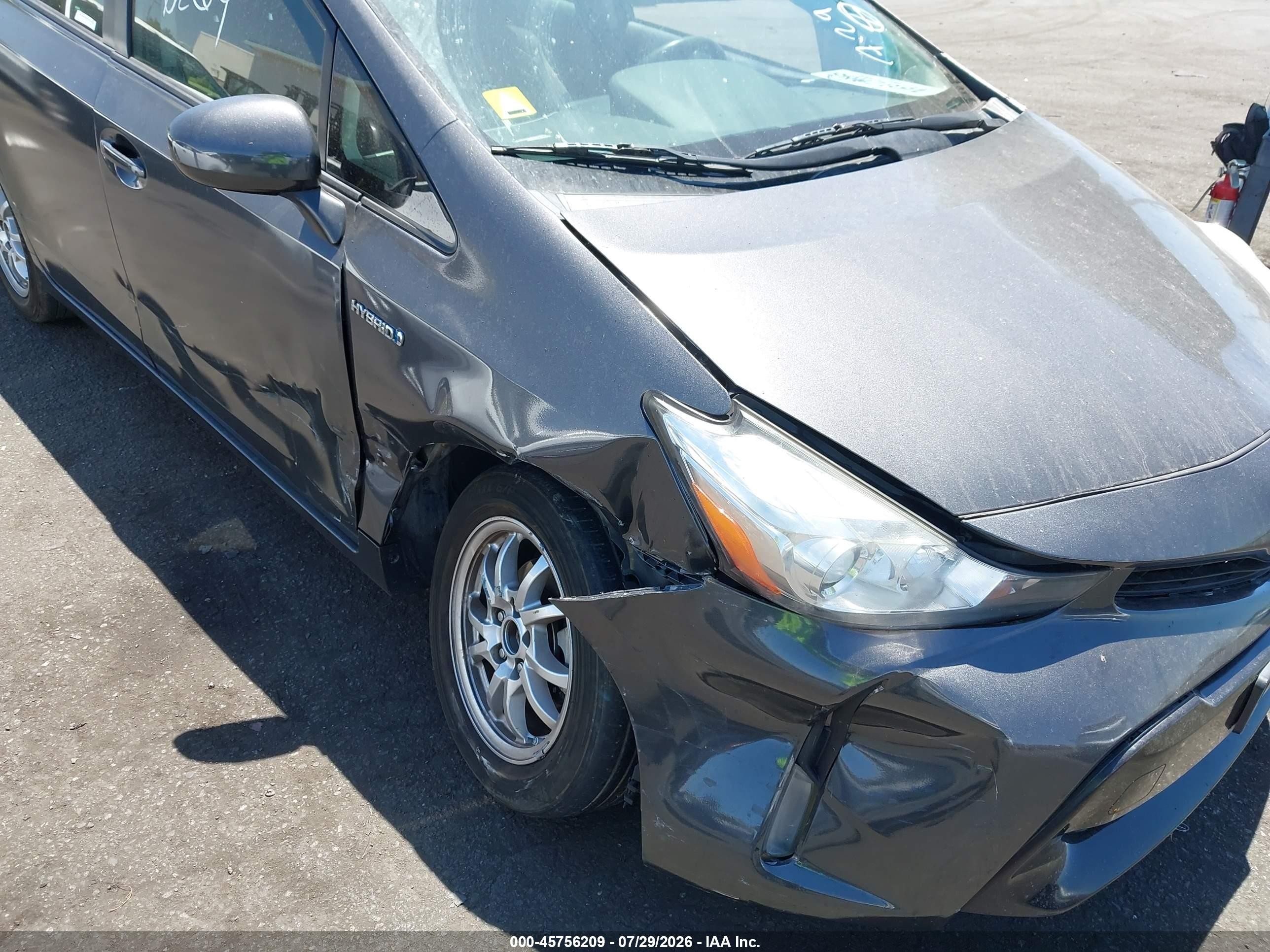 2015 Toyota Prius V Three Gray vin: JTDZN3EU6FJ030998