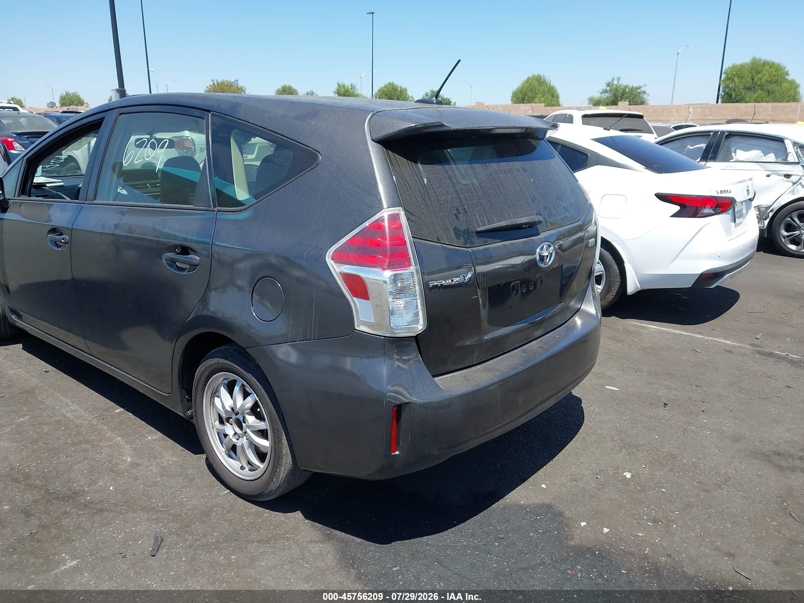 2015 Toyota Prius V Three Gray vin: JTDZN3EU6FJ030998