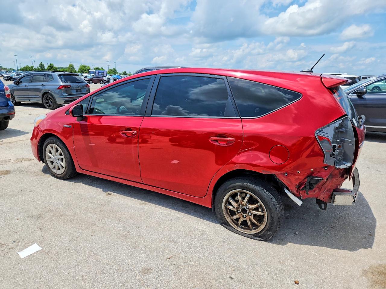 2012 Toyota Prius V Three Красный vin: JTDZN3EU7C3030461