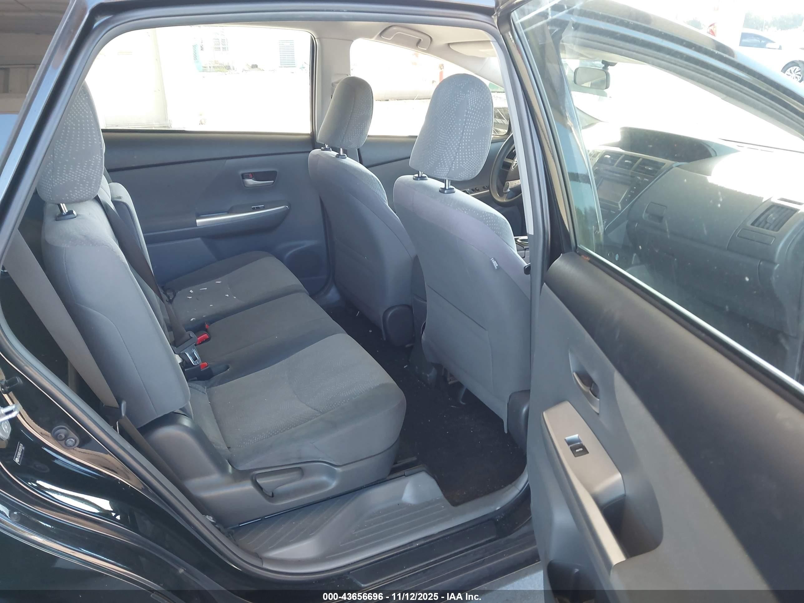 2012 Toyota Prius V Three Black vin: JTDZN3EU7C3079174