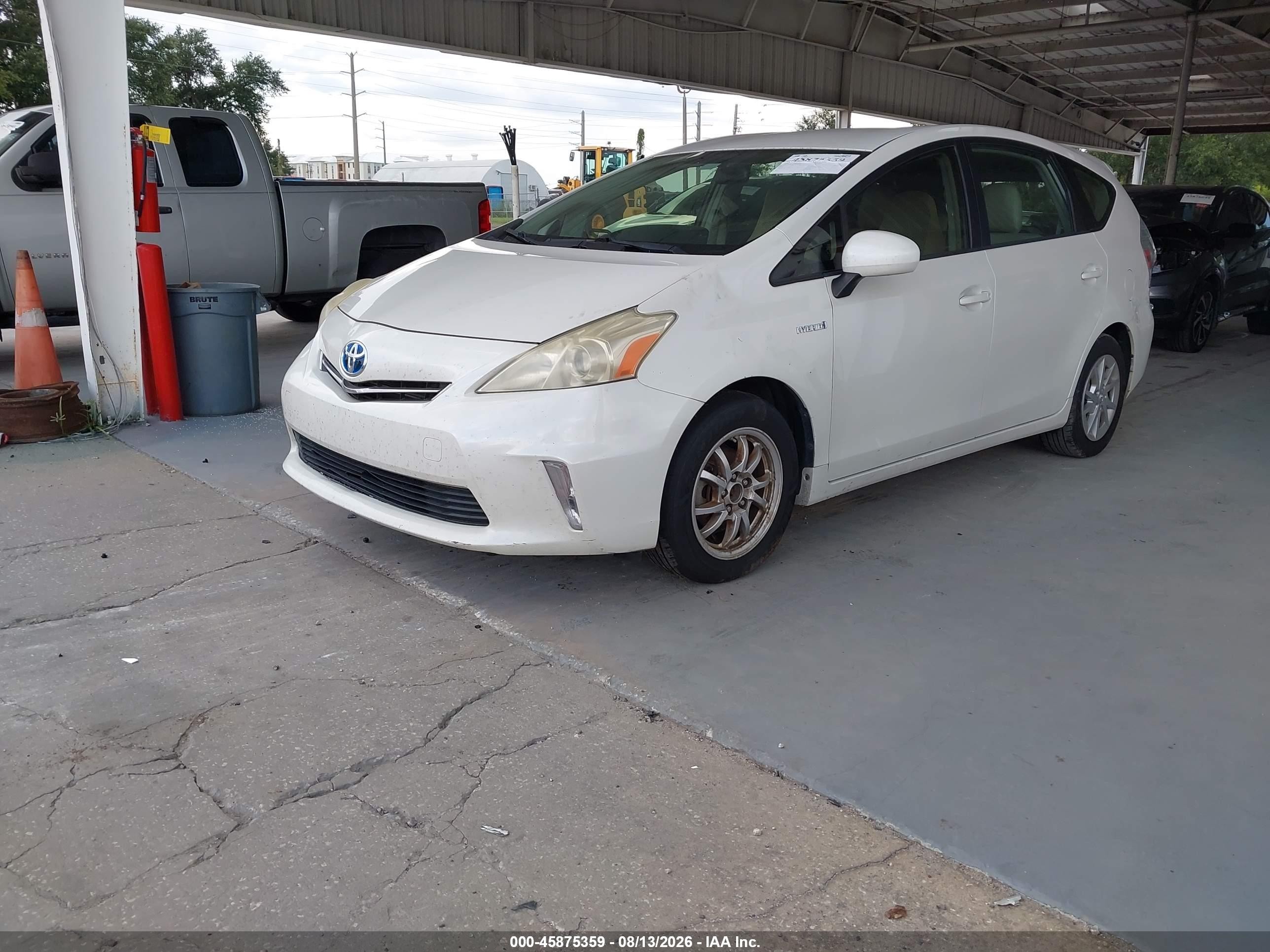 2012 Toyota Prius V Three White vin: JTDZN3EU7C3107703