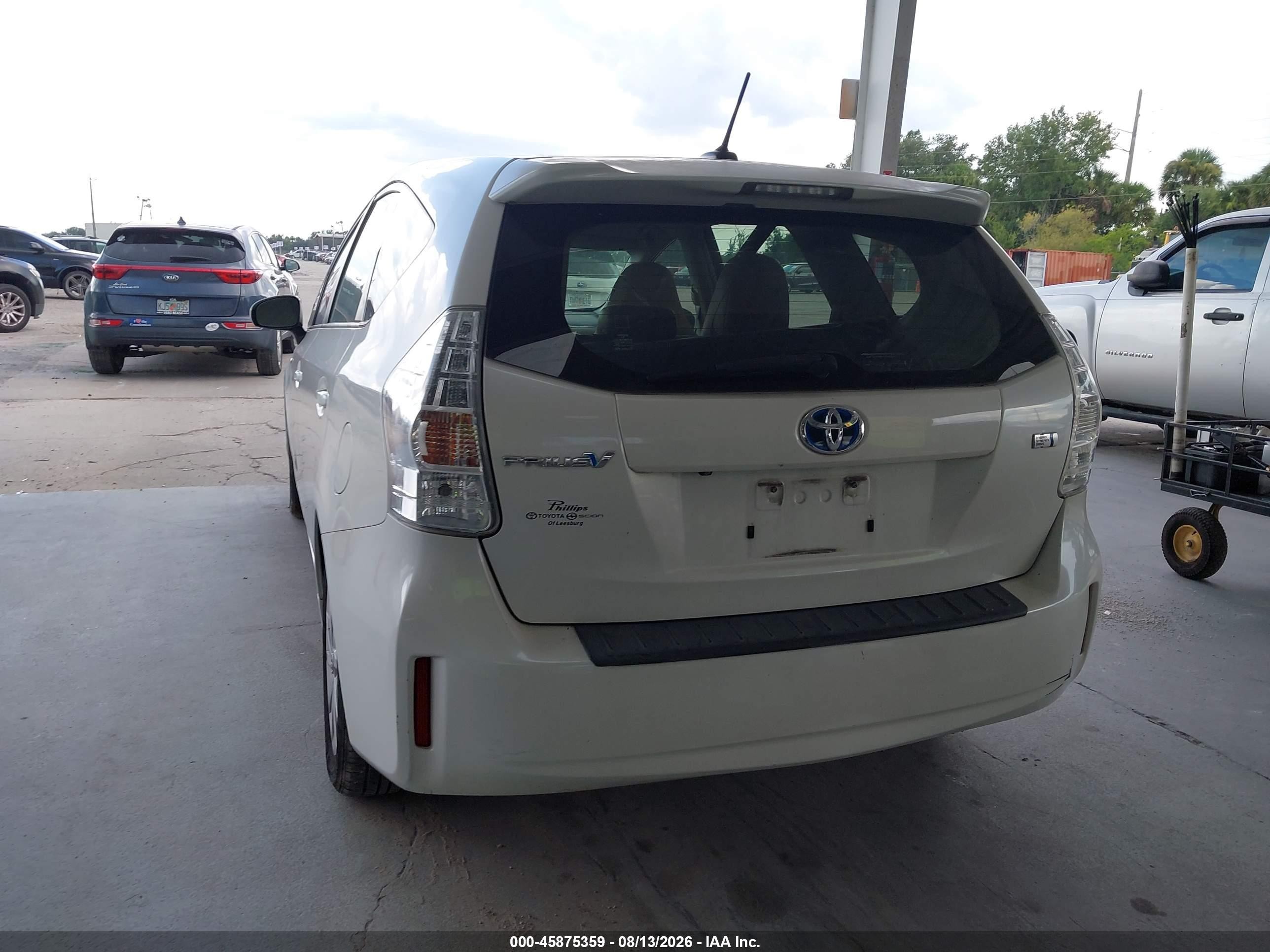 2012 Toyota Prius V Three White vin: JTDZN3EU7C3107703