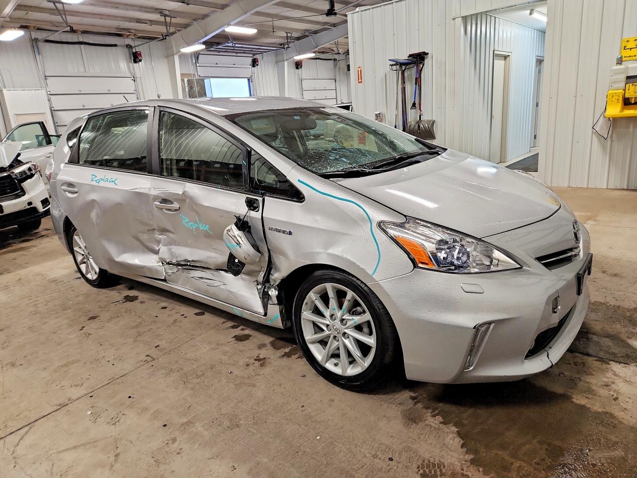 2012 Toyota Prius V Five Silver vin: JTDZN3EU7C3176830
