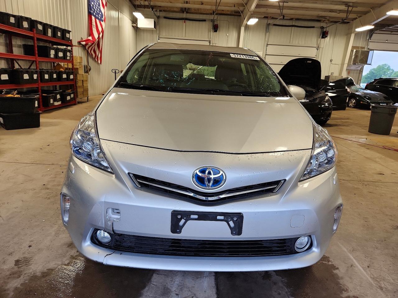 2012 Toyota Prius V Five Silver vin: JTDZN3EU7C3176830