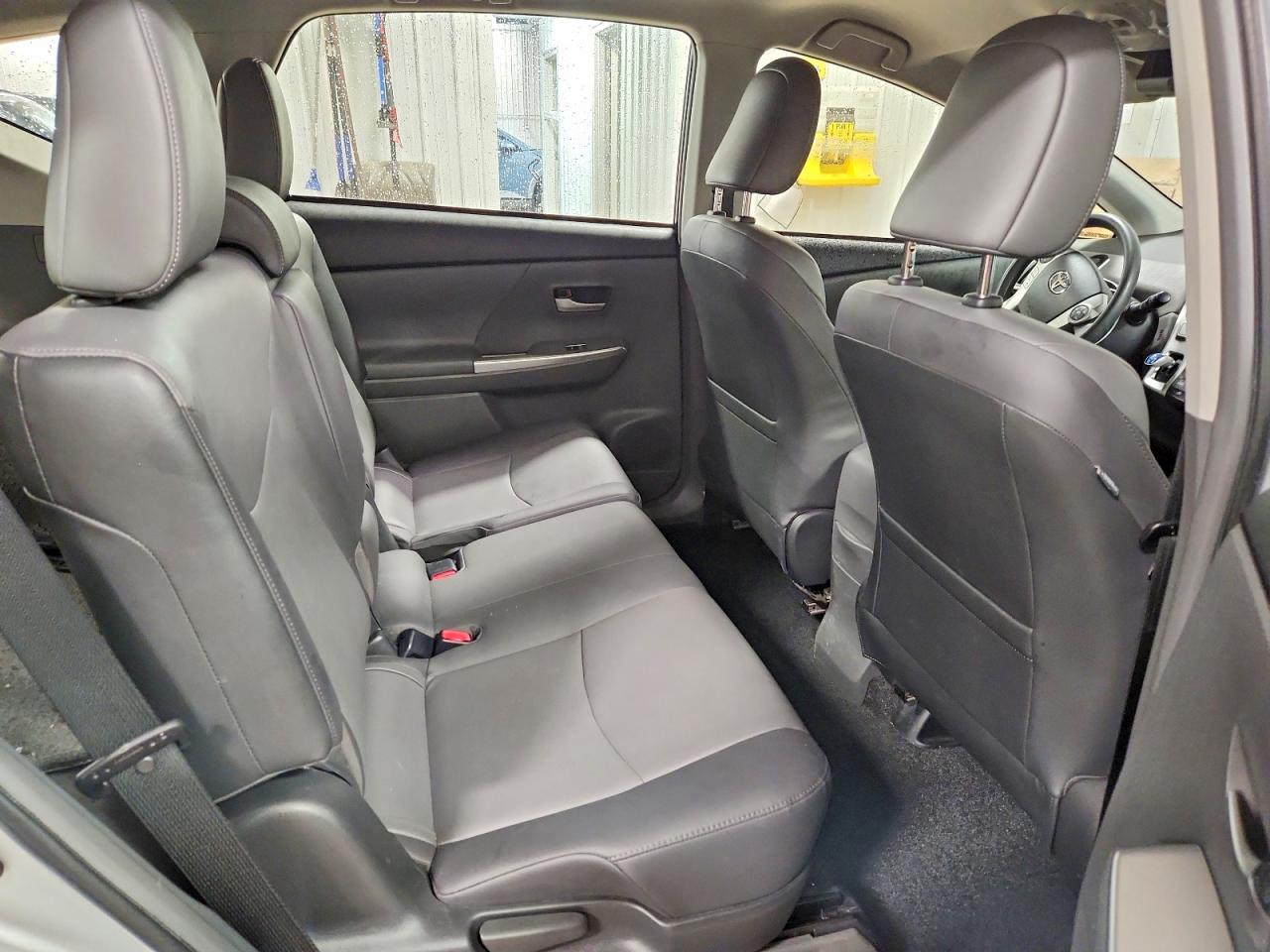 2012 Toyota Prius V Five Silver vin: JTDZN3EU7C3176830