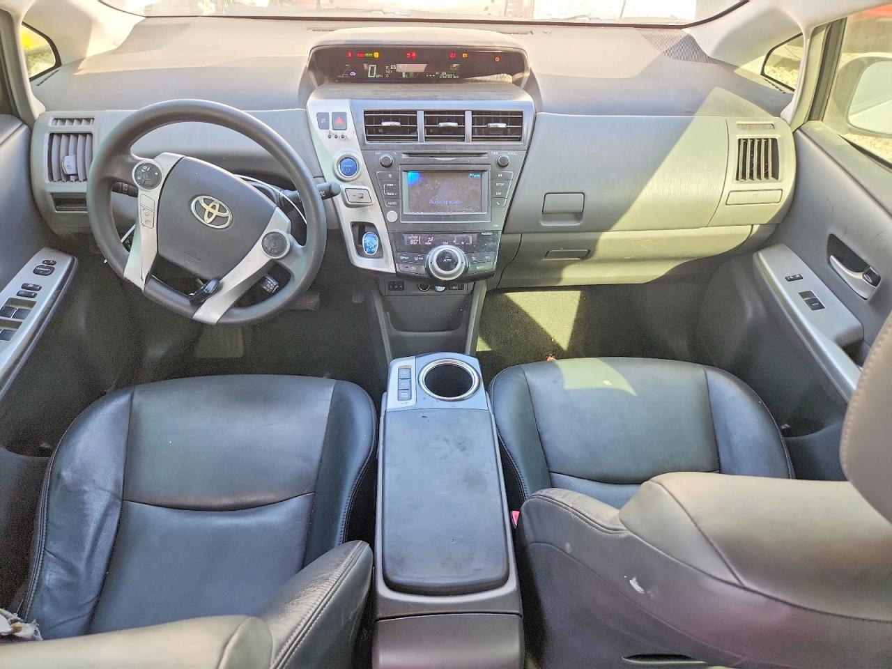 2013 Toyota Prius V Five White vin: JTDZN3EU7D3190812