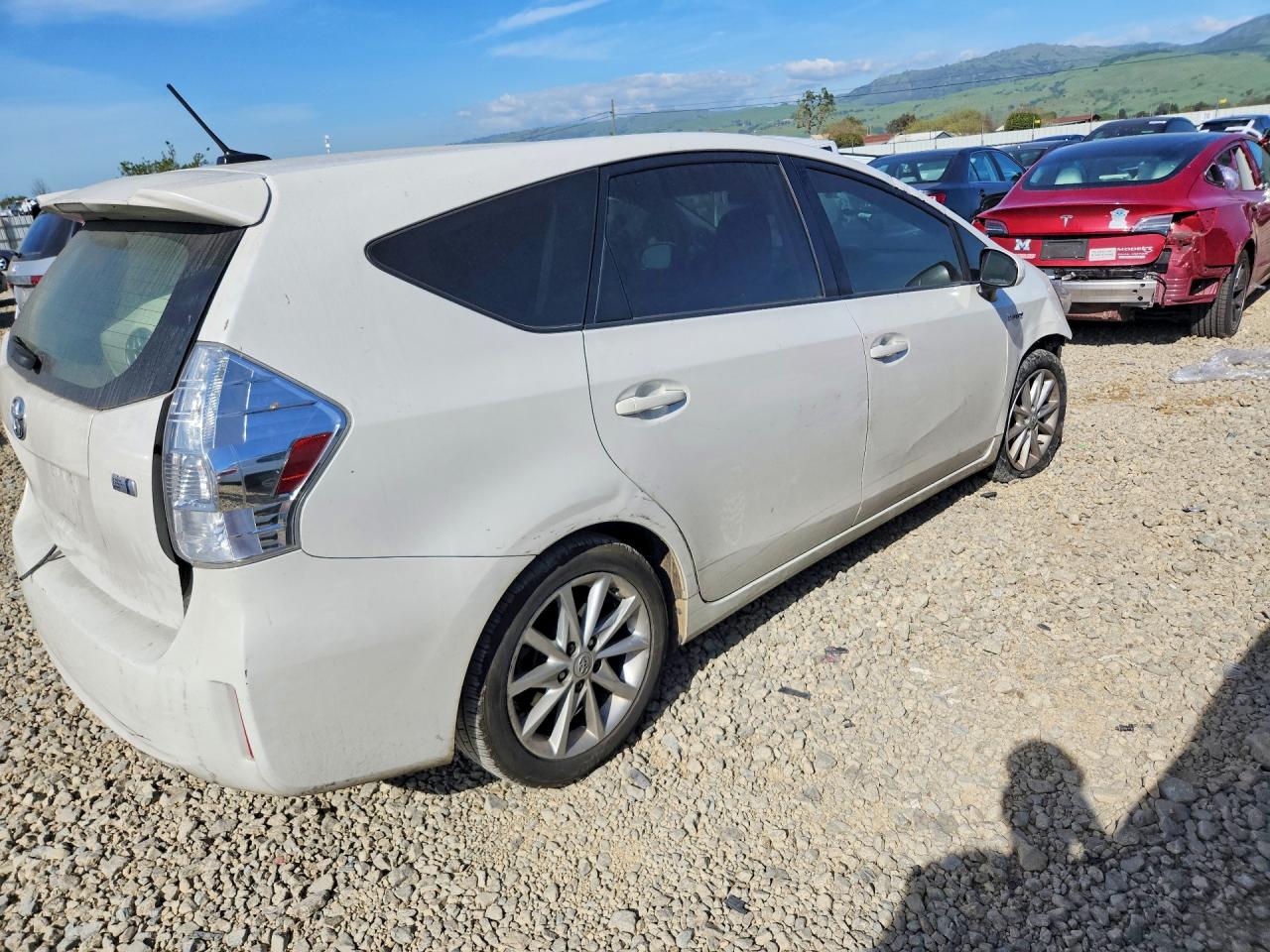 2013 Toyota Prius V Five White vin: JTDZN3EU7D3190812