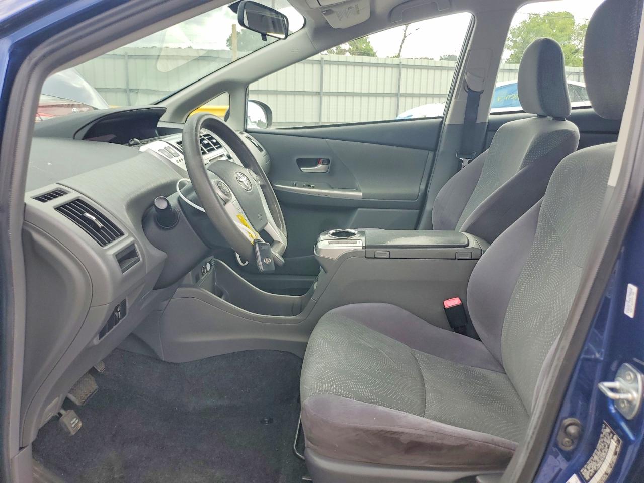 2013 Toyota Prius V Three Blue vin: JTDZN3EU7D3224456
