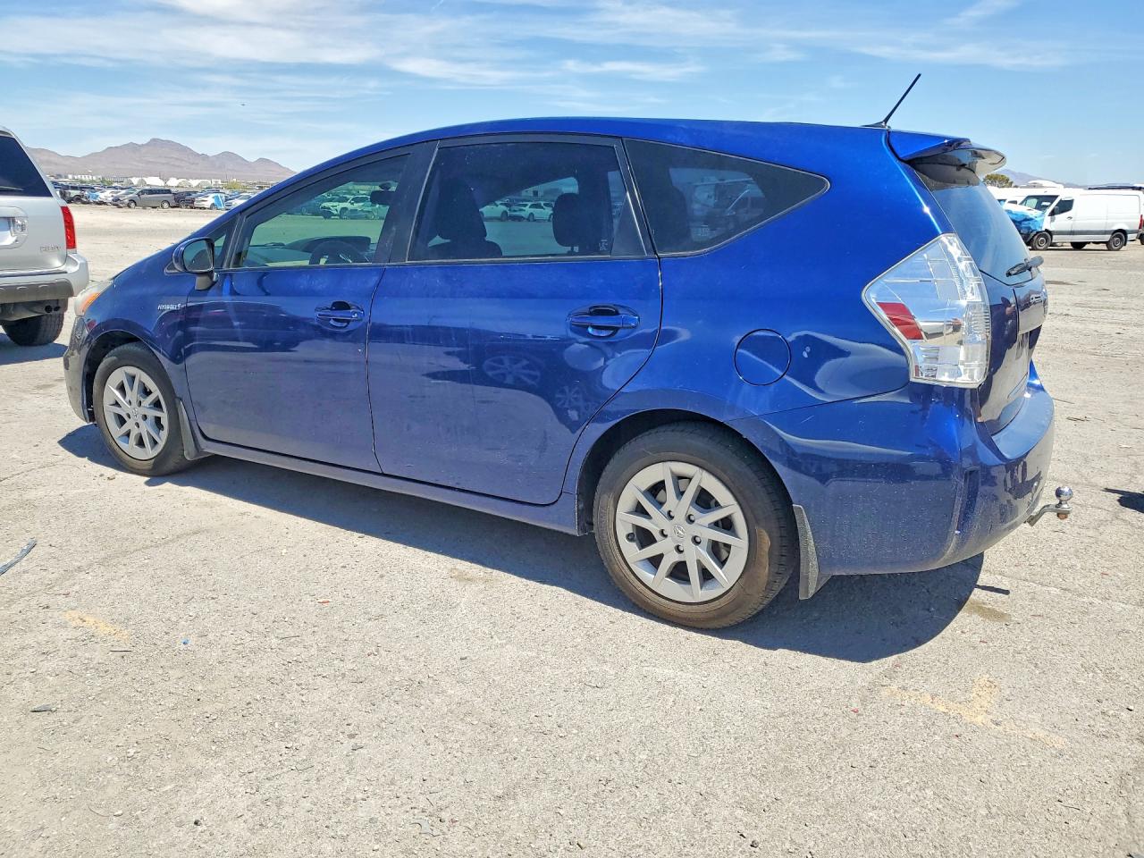 2013 Toyota Prius V Three Blue vin: JTDZN3EU7D3235943