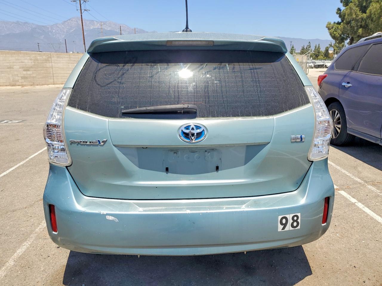 2013 Toyota Prius V Two Green vin: JTDZN3EU7D3247686