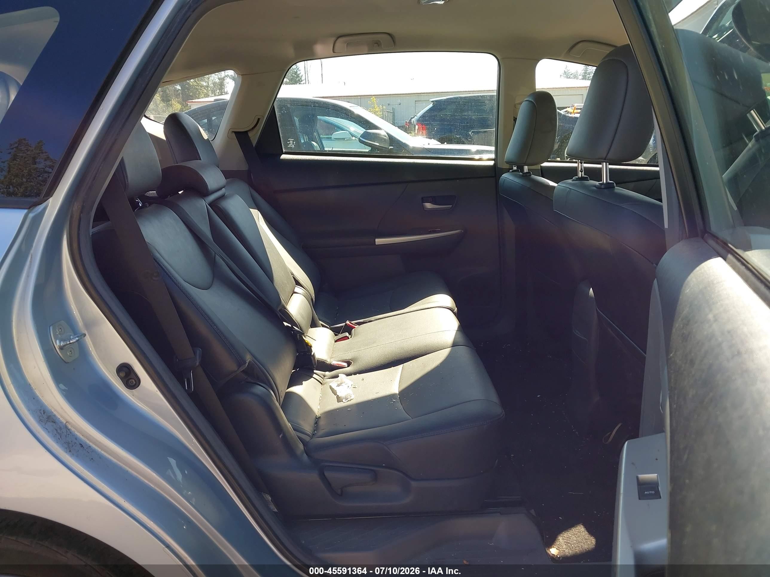 2013 Toyota Prius V Five Light Blue vin: JTDZN3EU7D3256596