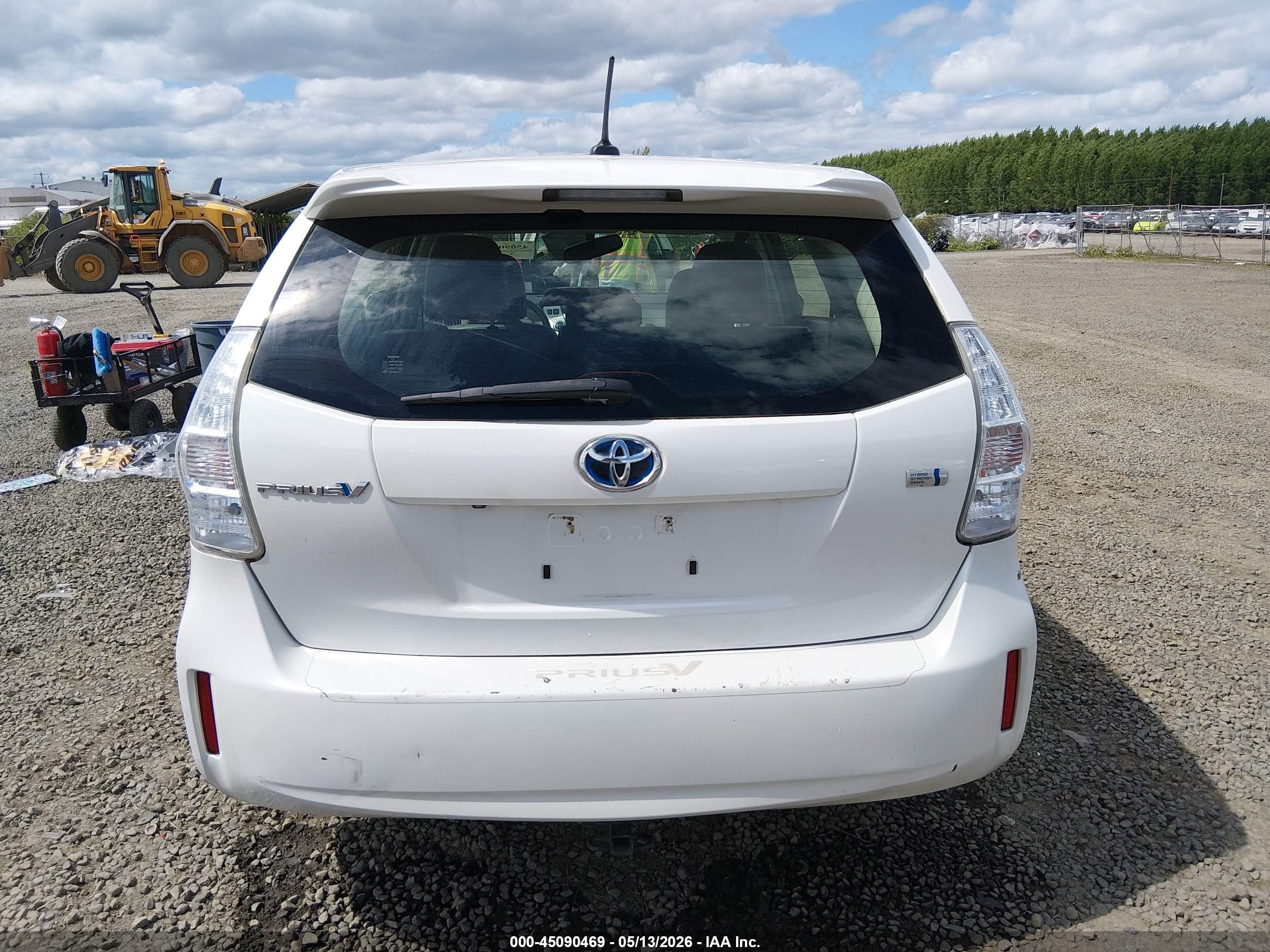 2013 Toyota Prius V Five White vin: JTDZN3EU7D3270031
